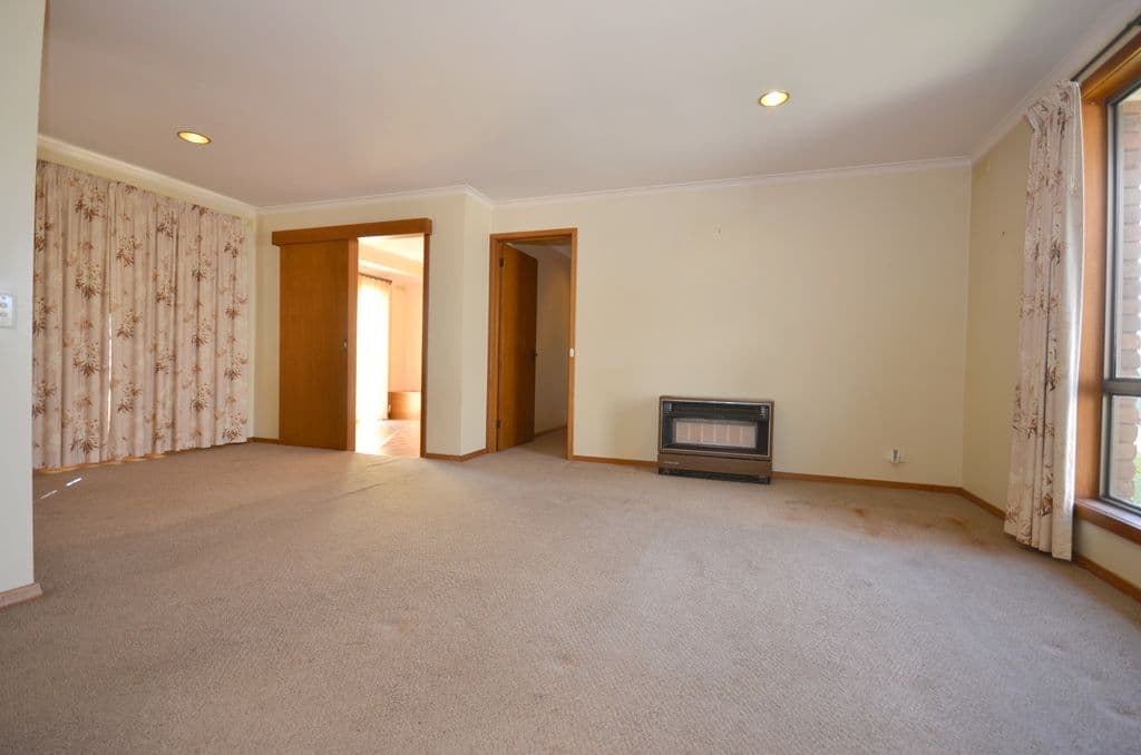 6 Goolwa Drive, DELACOMBE VIC 3356, Delacombe - Thumbnail 3