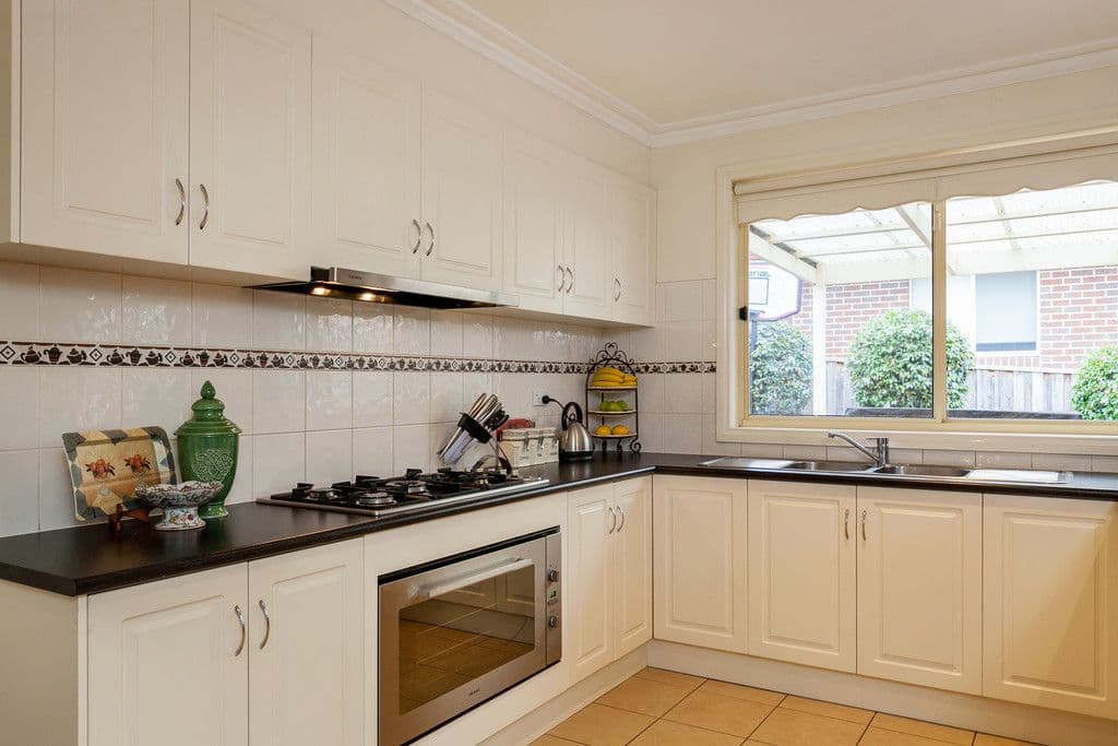 41 Lewins Rail Avenue, SOUTH MORANG VIC 3752, South Morang - Thumbnail 2