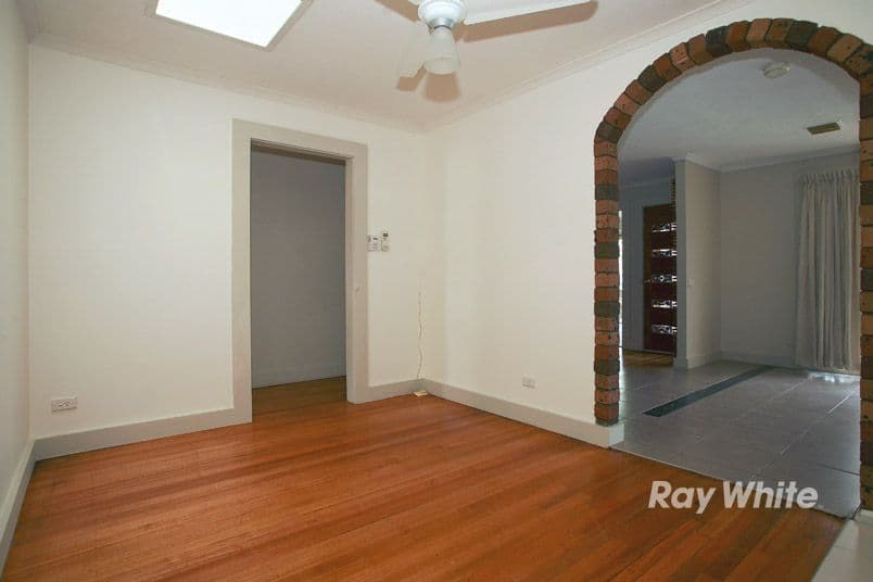 8 Thomas Crescent, CRANBOURNE VIC 3977, Cranbourne - Thumbnail 5