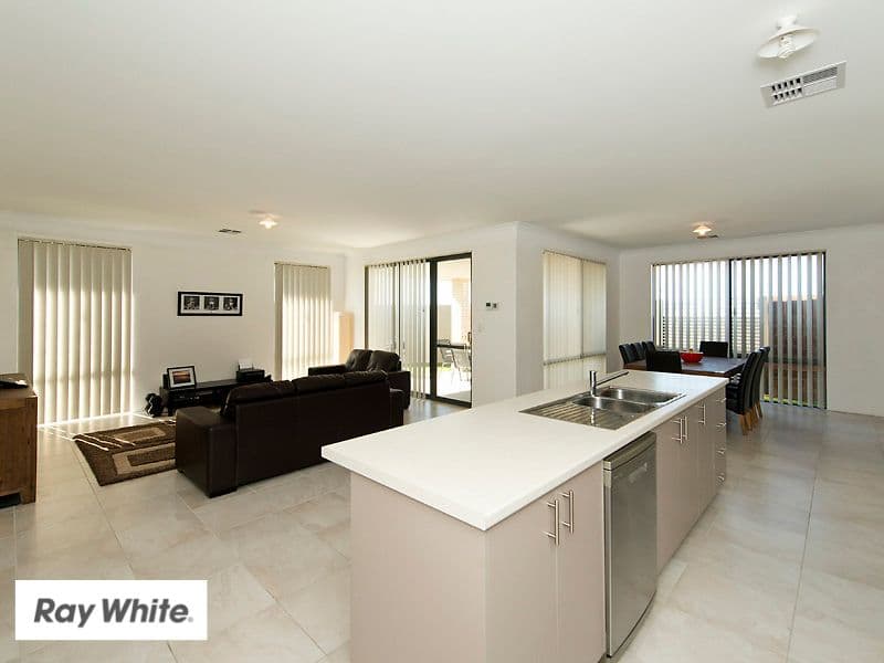 31 Tully Parade, Ellenbrook WA 6069, Ellenbrook - Image 1