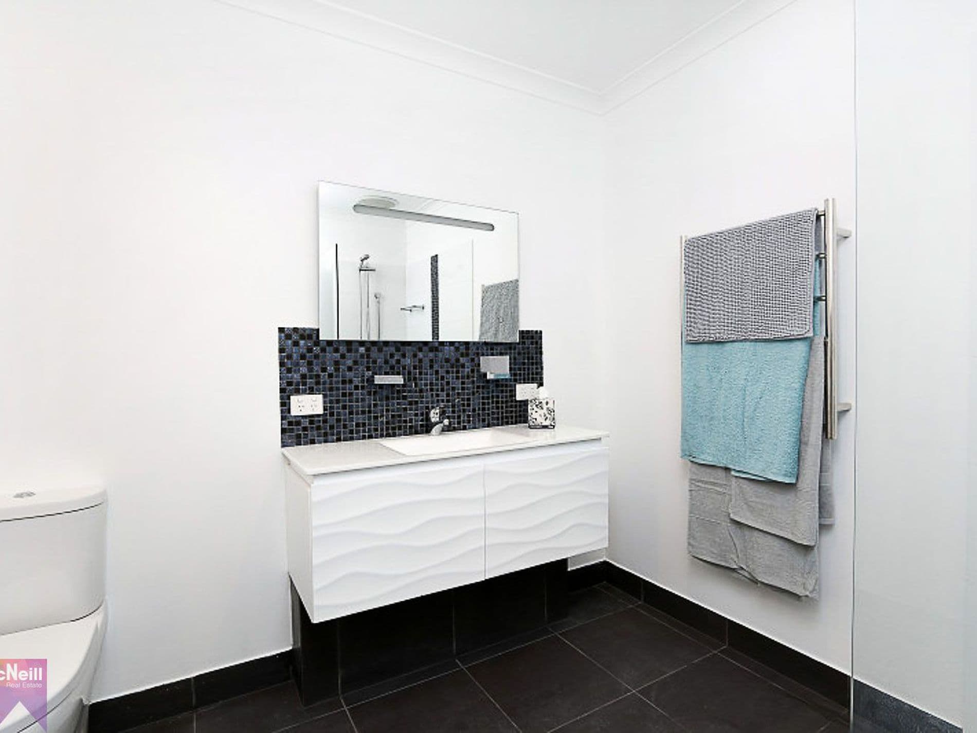 2 / 247 Dunns Road, MORNINGTON, Mornington - Thumbnail 8