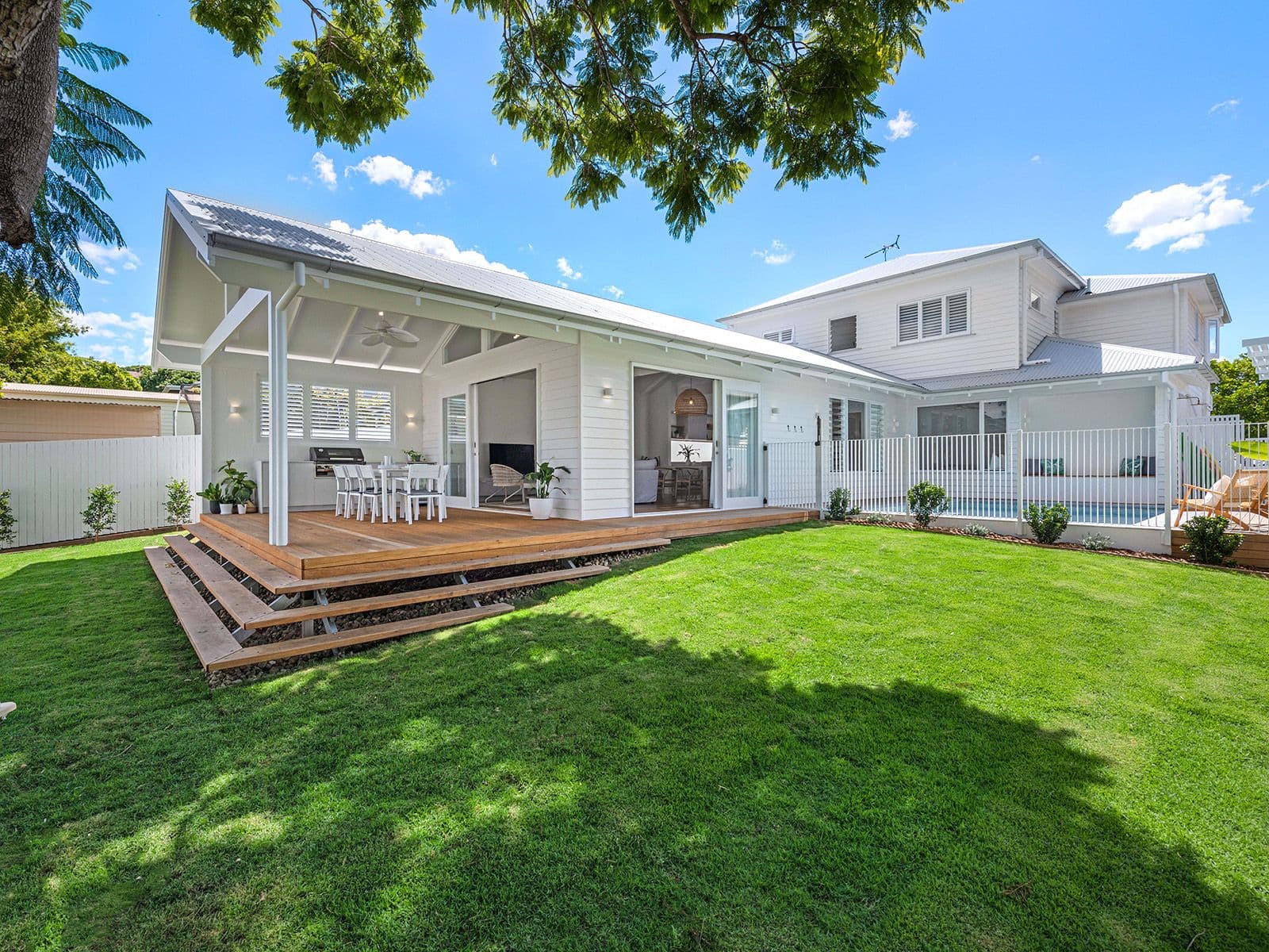 27 Pelham Street, Coorparoo QLD 4151, Coorparoo - Image 1