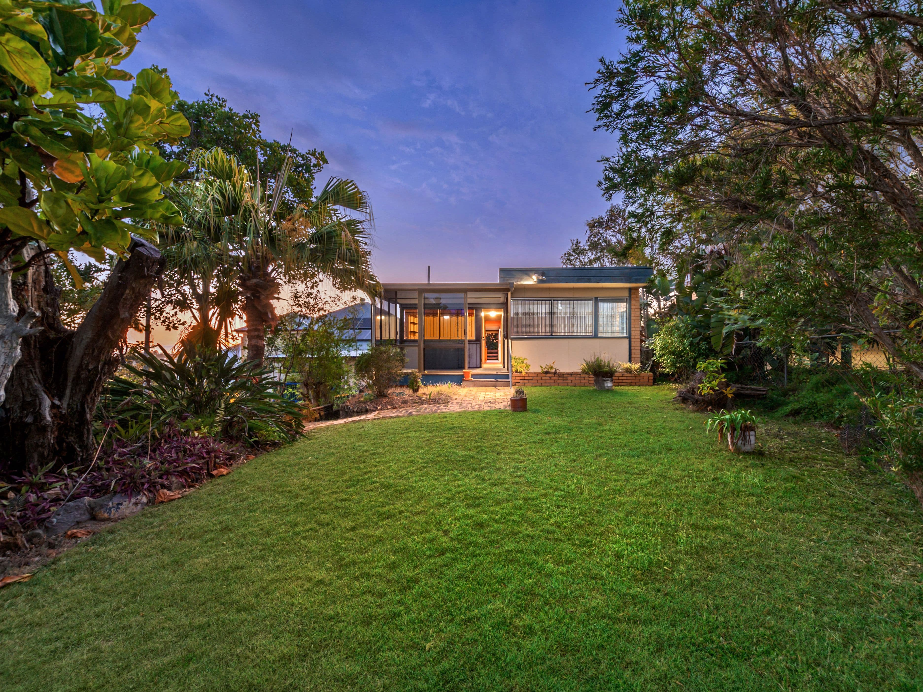 22 Chester Street, Highgate Hill QLD 4101, Highgate Hill - Thumbnail 2