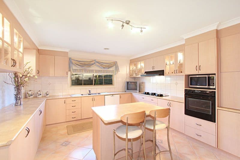 30 Darling Street, HUGHESDALE VIC 3166, Hughesdale - Thumbnail 2
