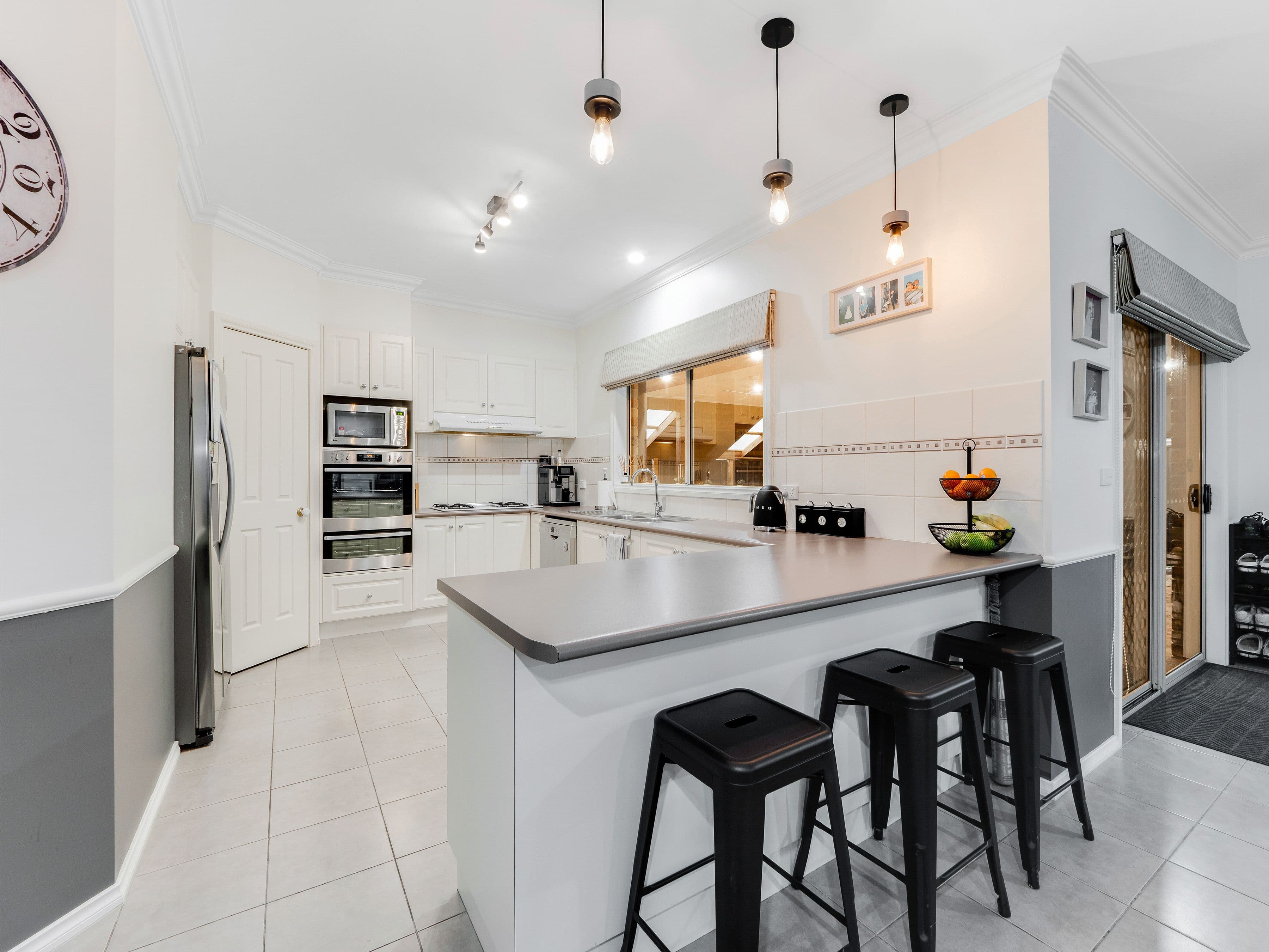 10 Galway Place, Cranbourne VIC 3977, Cranbourne - Thumbnail 6