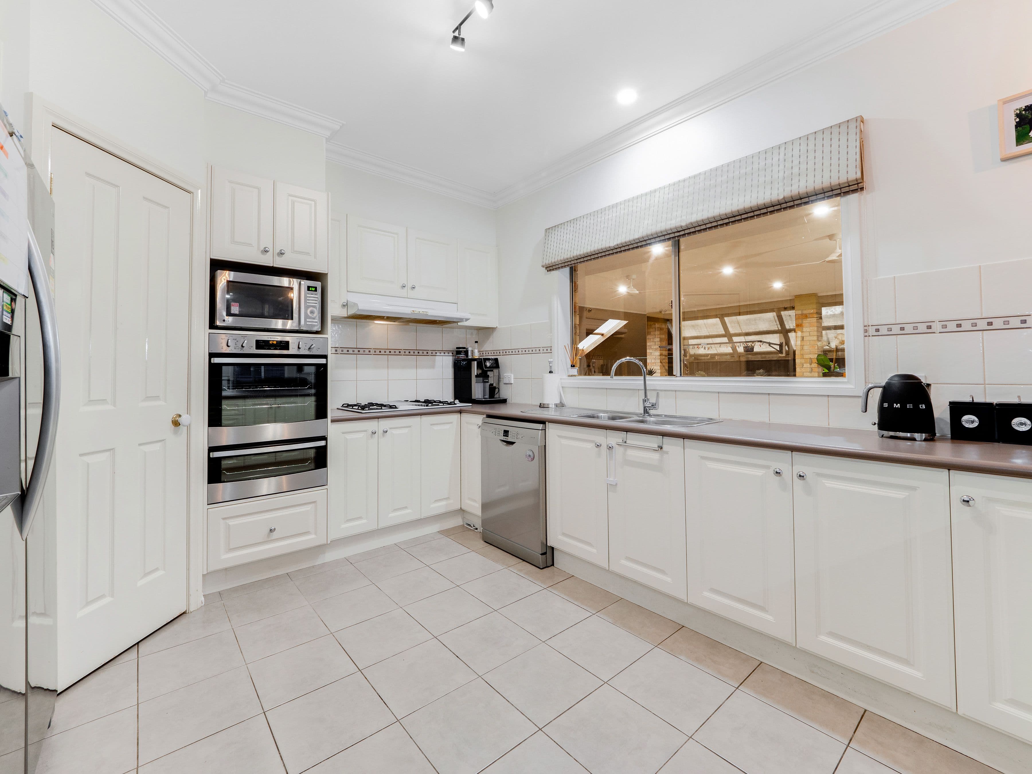 10 Galway Place, Cranbourne VIC 3977, Cranbourne - Thumbnail 7
