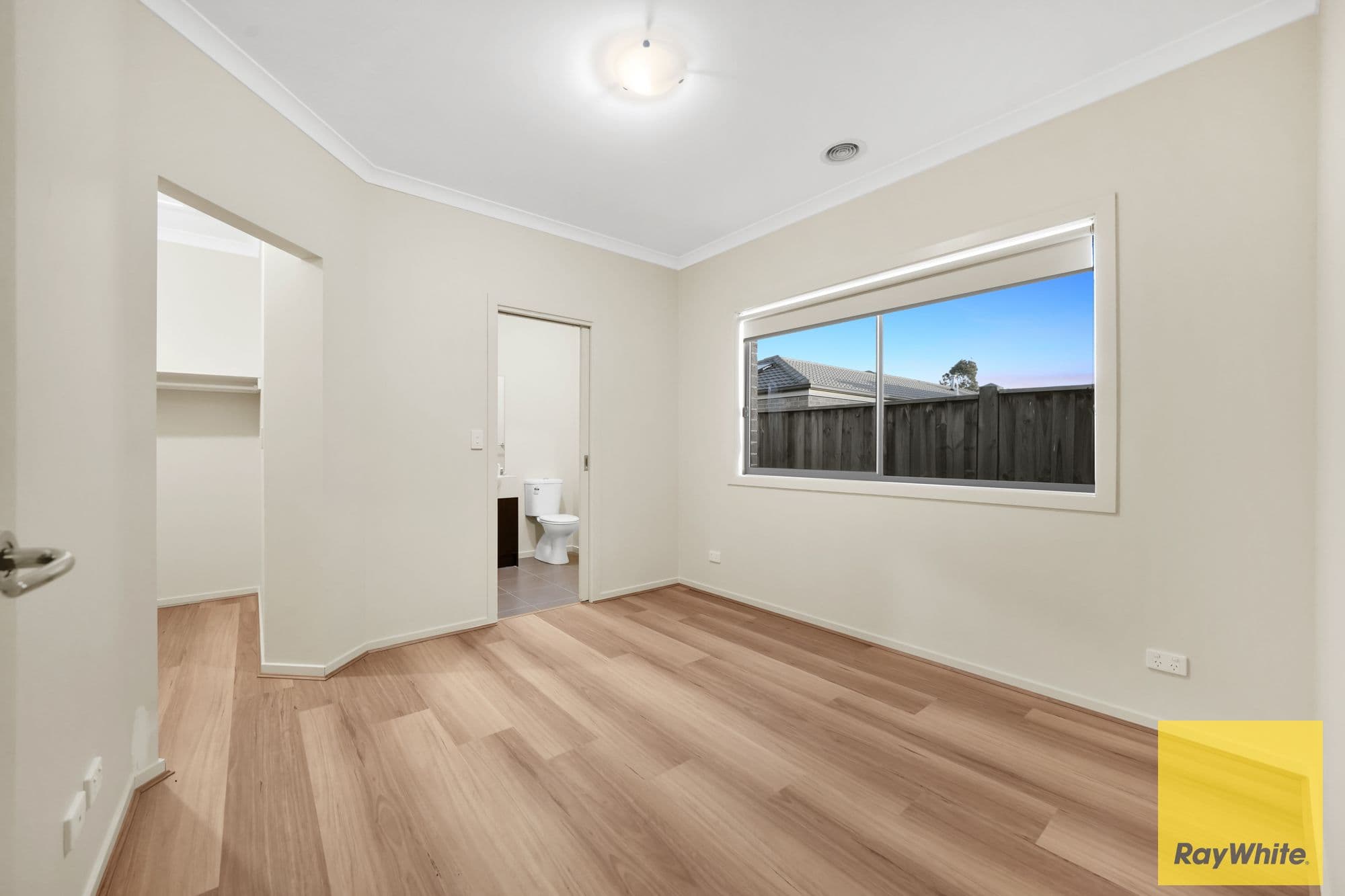32 Lilyturf Drive, Tarneit VIC 3029, Tarneit - Thumbnail 8