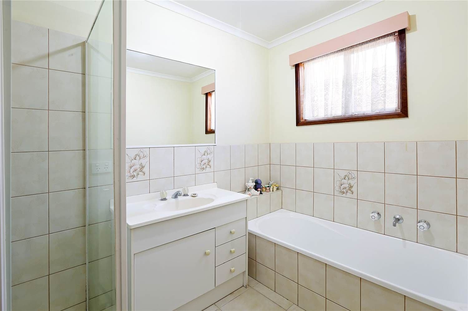 22 Cameron Crescent, LARA VIC 3212, Lara - Thumbnail 6