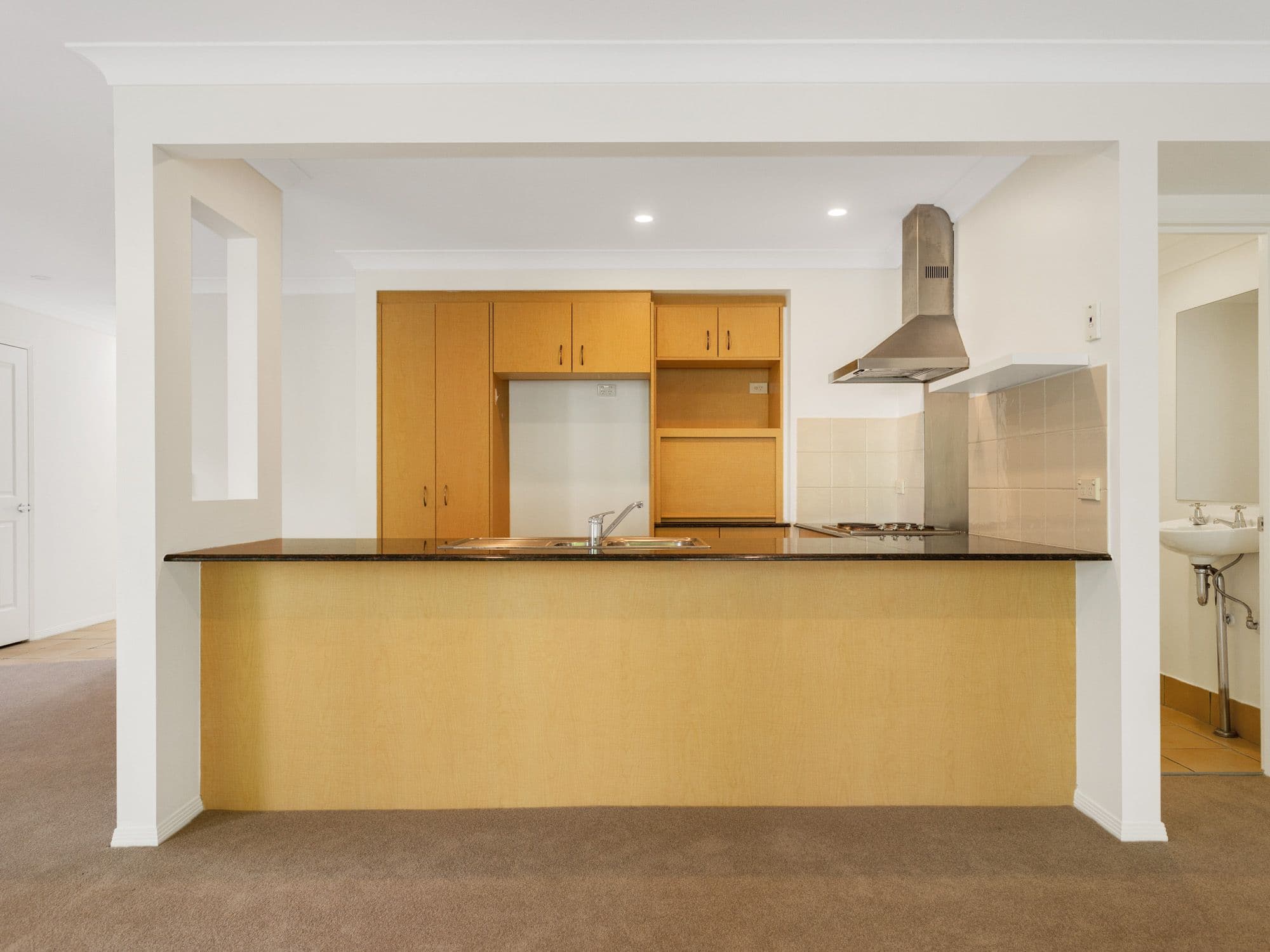 38-40 Robert Street, Labrador QLD 4215, Labrador - Thumbnail 3