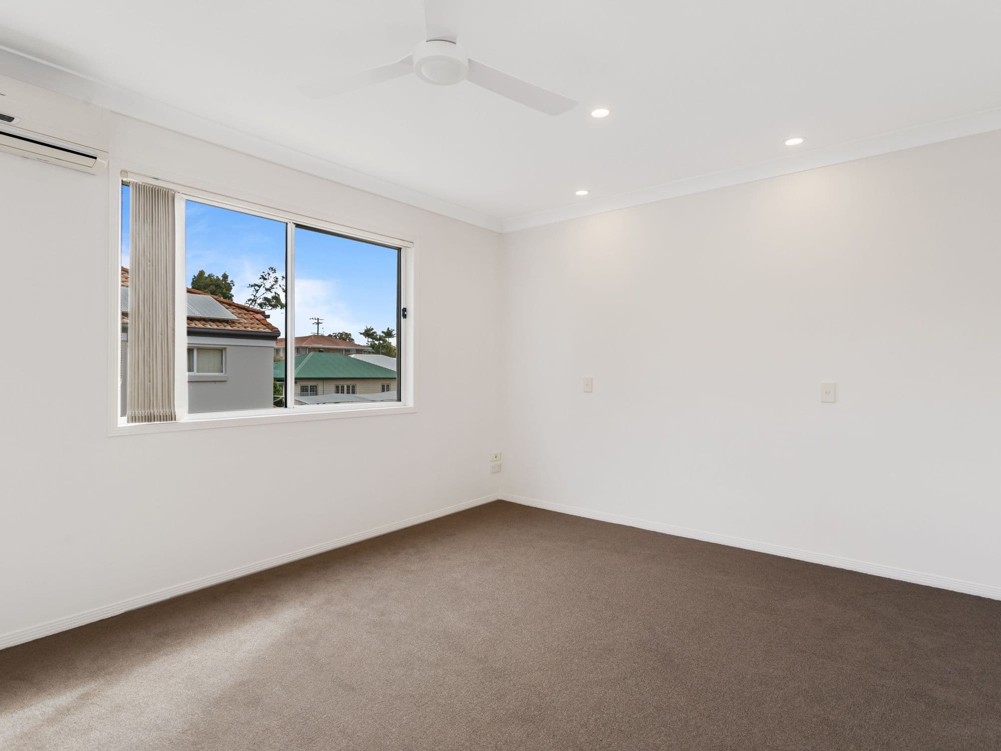 38-40 Robert Street, Labrador QLD 4215, Labrador - Thumbnail 7
