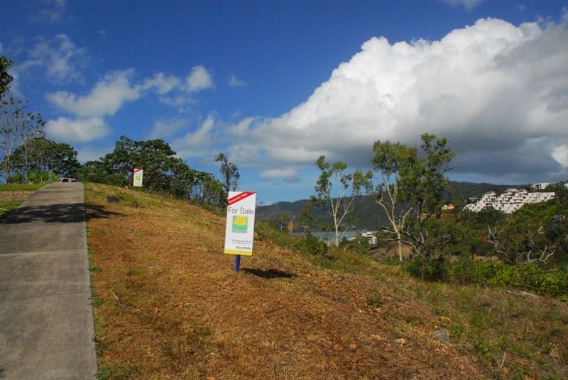 2 Laguna Court, AIRLIE BEACH QLD 4802, Airlie Beach - Thumbnail 2
