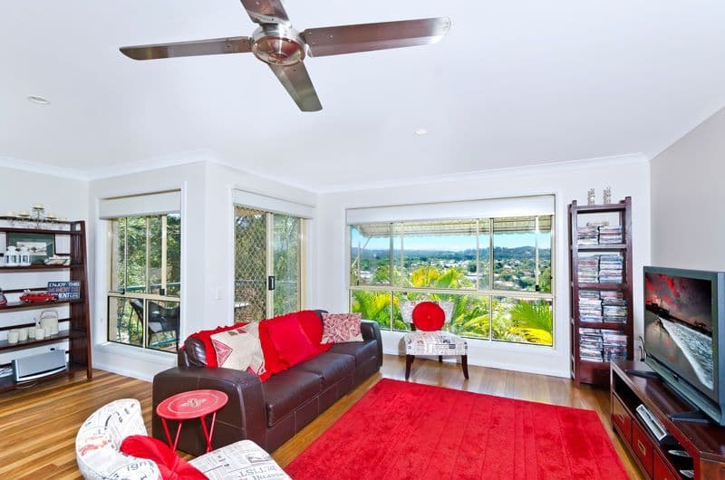 19 Carilla Place, ELANORA QLD 4221, Elanora - Thumbnail 5