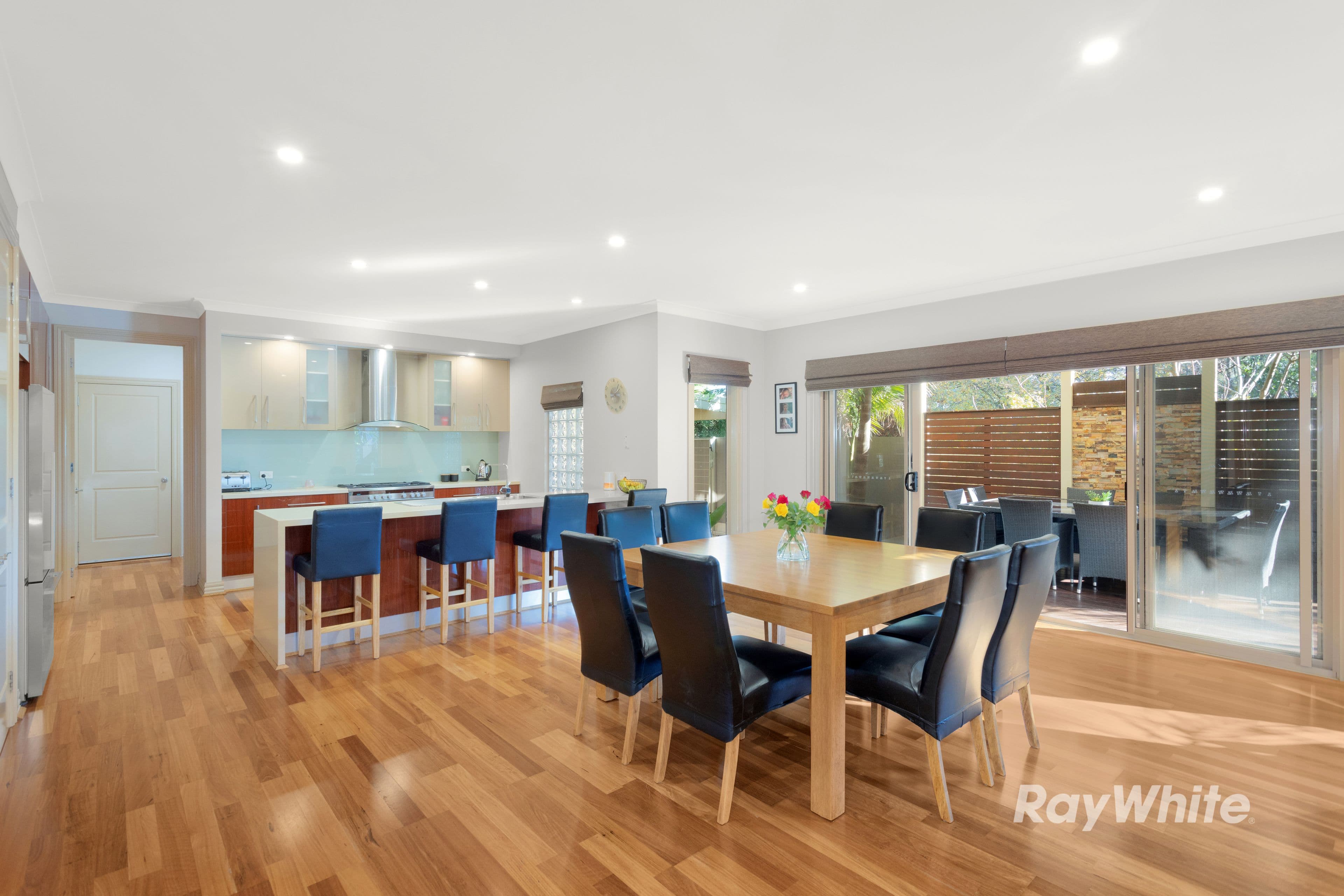 1 Renown Street, Ferntree Gully VIC 3156, Ferntree Gully - Thumbnail 3