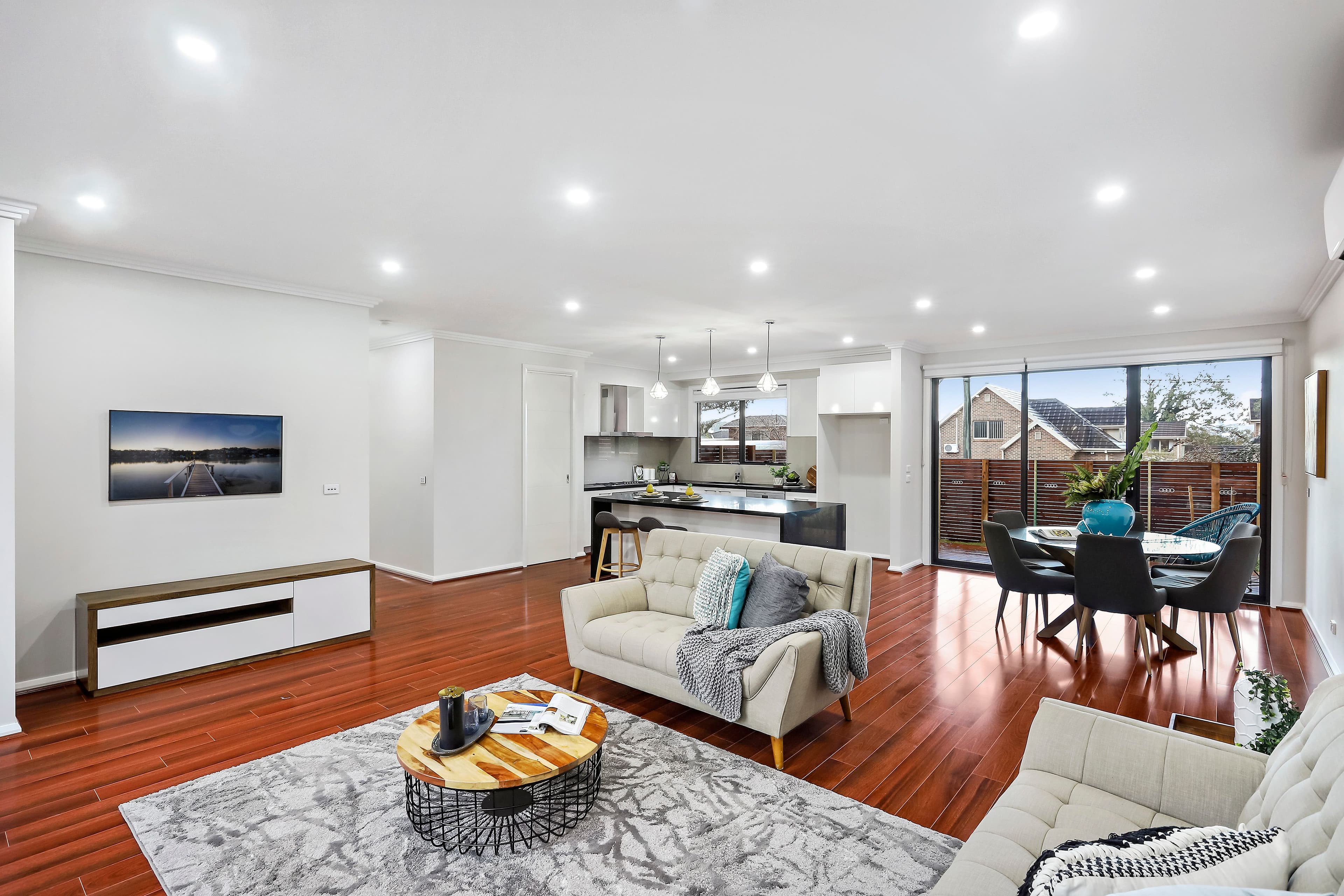 13 Doon Avenue, Glen Waverley VIC 3150, Glen Waverley - Thumbnail 2