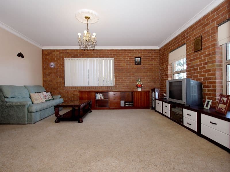 26 Bordeaux Street, EIGHT MILE PLAINS QLD 4113, Eight Mile Plains - Thumbnail 3