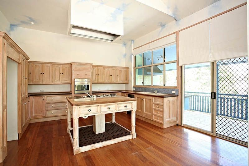 11 Summit Place, MOUNT OMMANEY QLD 4074, Mount Ommaney - Image 1