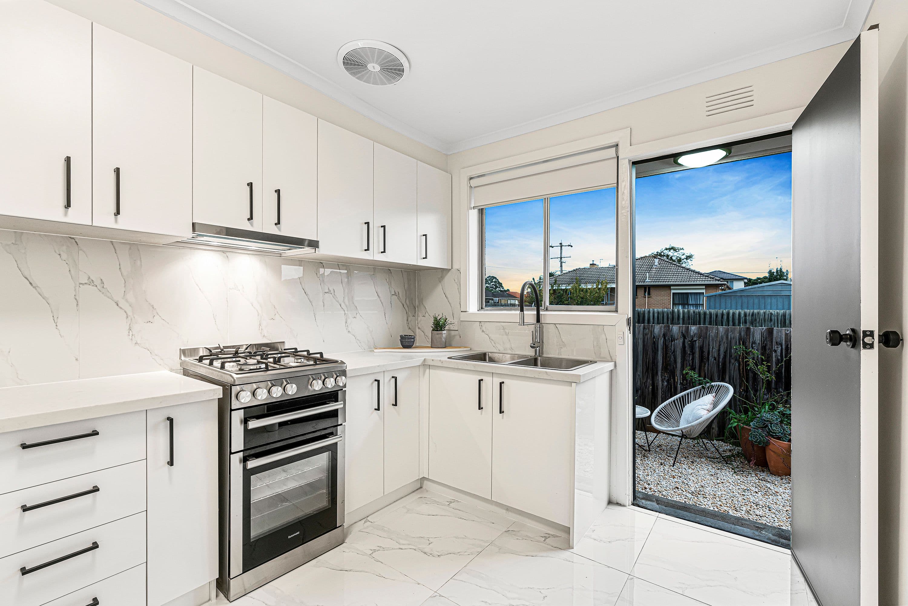 13 Oakes Avenue, Clayton South VIC 3169, Clayton South - Thumbnail 4