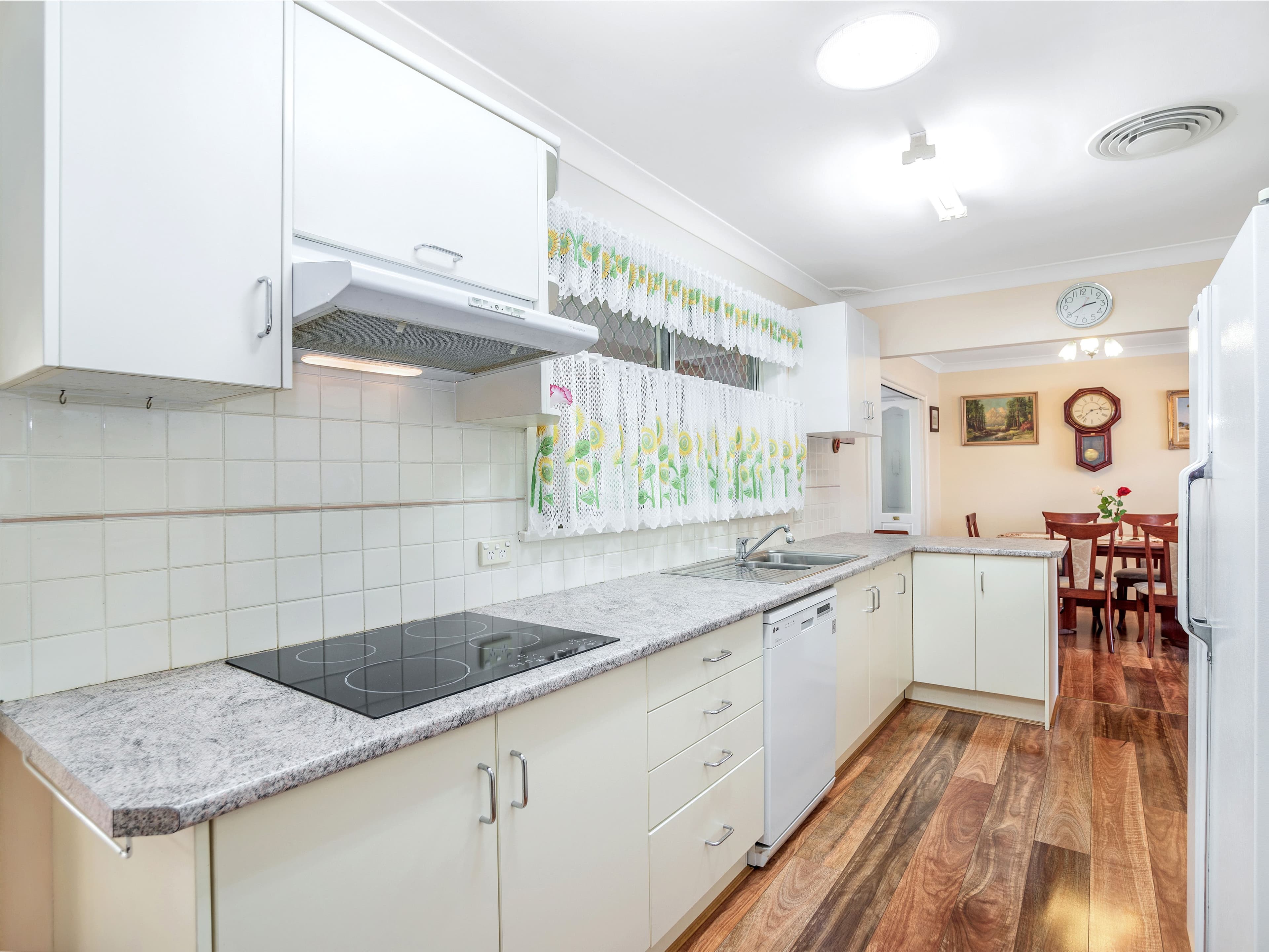 31 Parkes Street, Helensburgh - Thumbnail 3