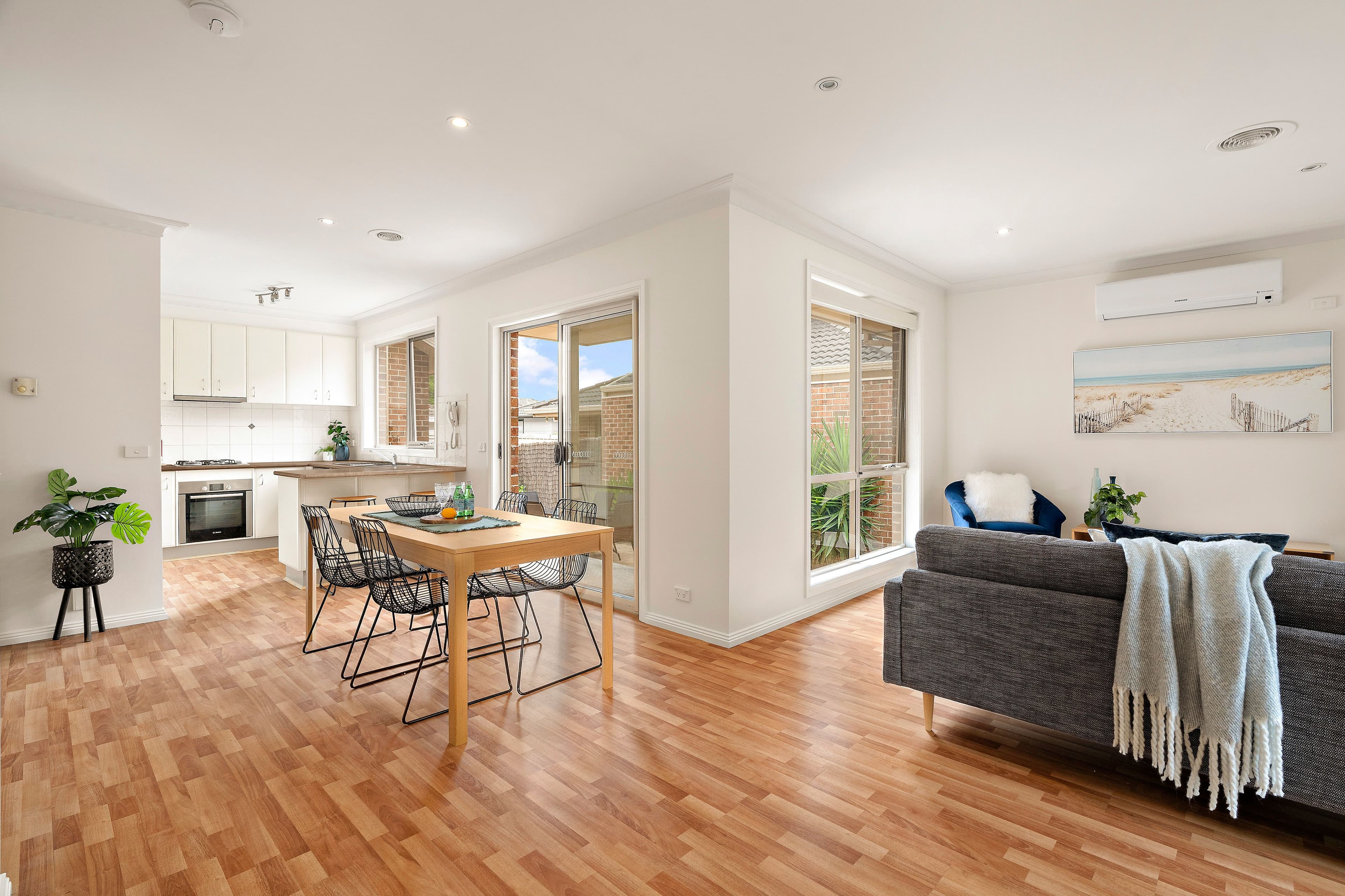 11 Churchill Avenue, Chadstone VIC 3148, Chadstone - Thumbnail 2