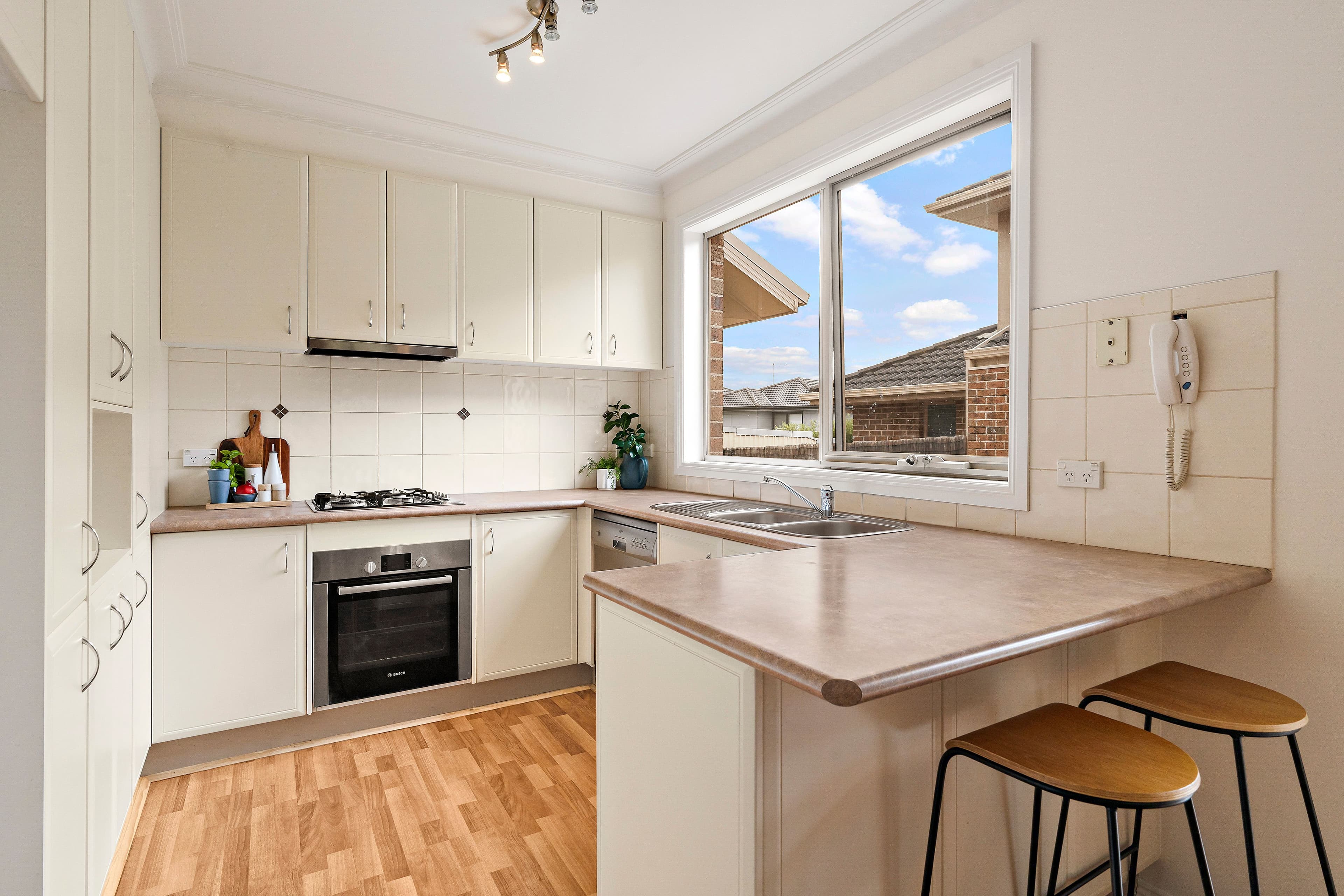 11 Churchill Avenue, Chadstone VIC 3148, Chadstone - Thumbnail 3