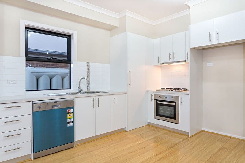 30 Bevan Avenue, CLAYTON SOUTH VIC 3169, Clayton South - Thumbnail 4