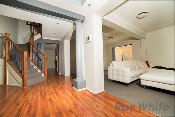 27 Hadlow Drive, CAMERON PARK NSW 2285, Cameron Park - Thumbnail 2