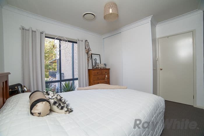 27 Hadlow Drive, CAMERON PARK NSW 2285, Cameron Park - Thumbnail 7