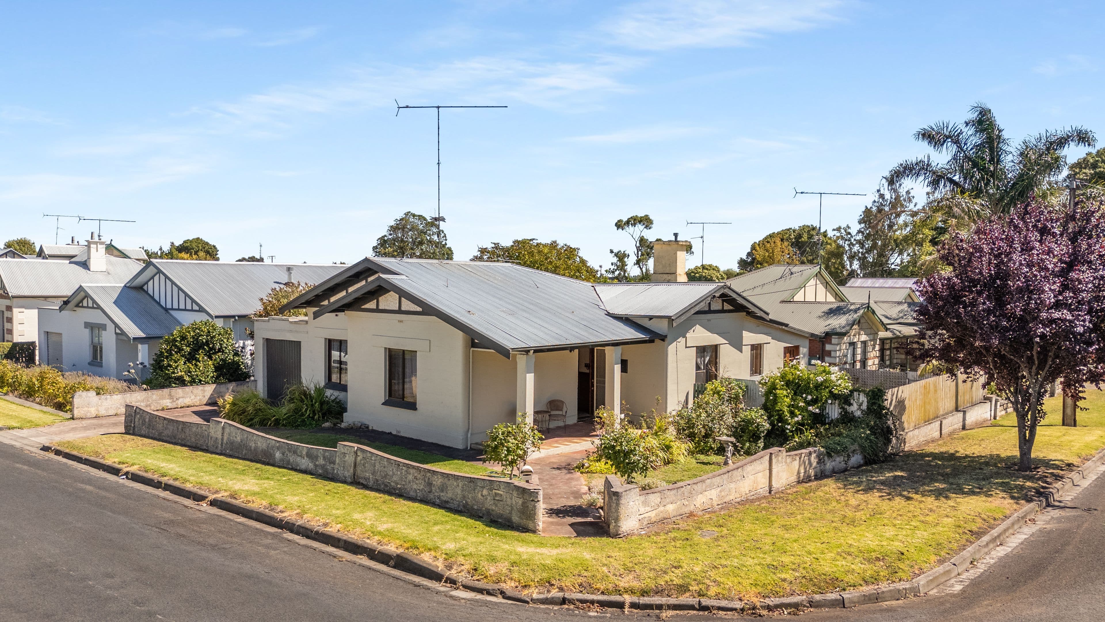 11 Anzac Street, Mount Gambier SA 5290, Mount Gambier - Thumbnail 2