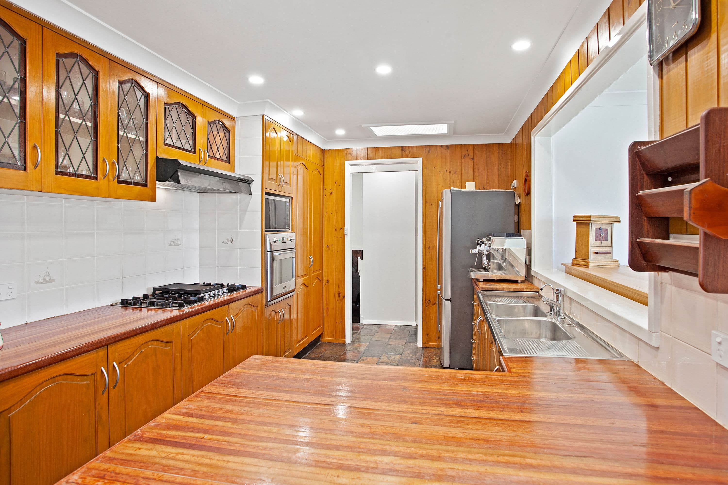 11 Hazel Close, Berkeley Vale NSW 2261, Berkeley Vale - Thumbnail 2