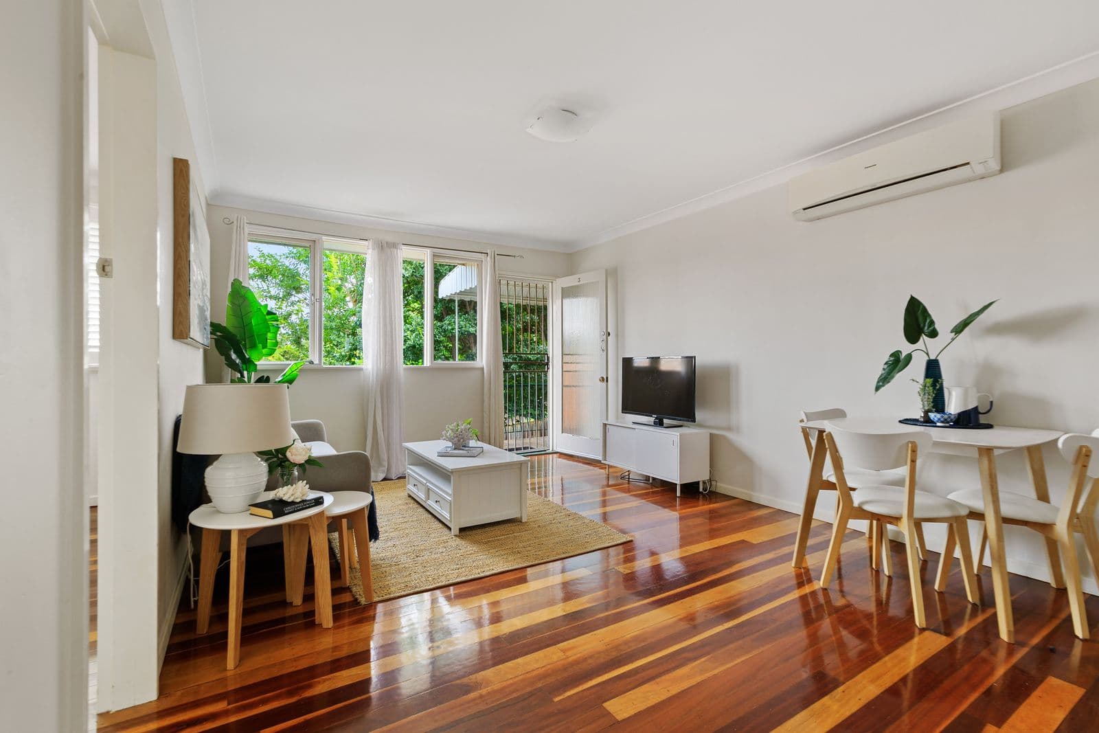 9 Miriam Street, Holland Park West QLD 4121, Holland Park West - Thumbnail 4
