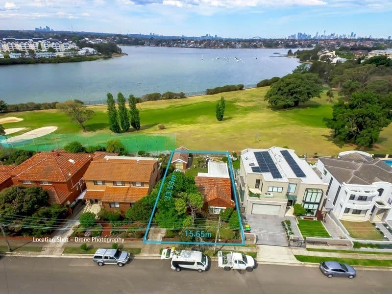 11 Sanders Parade, Concord - Image 1
