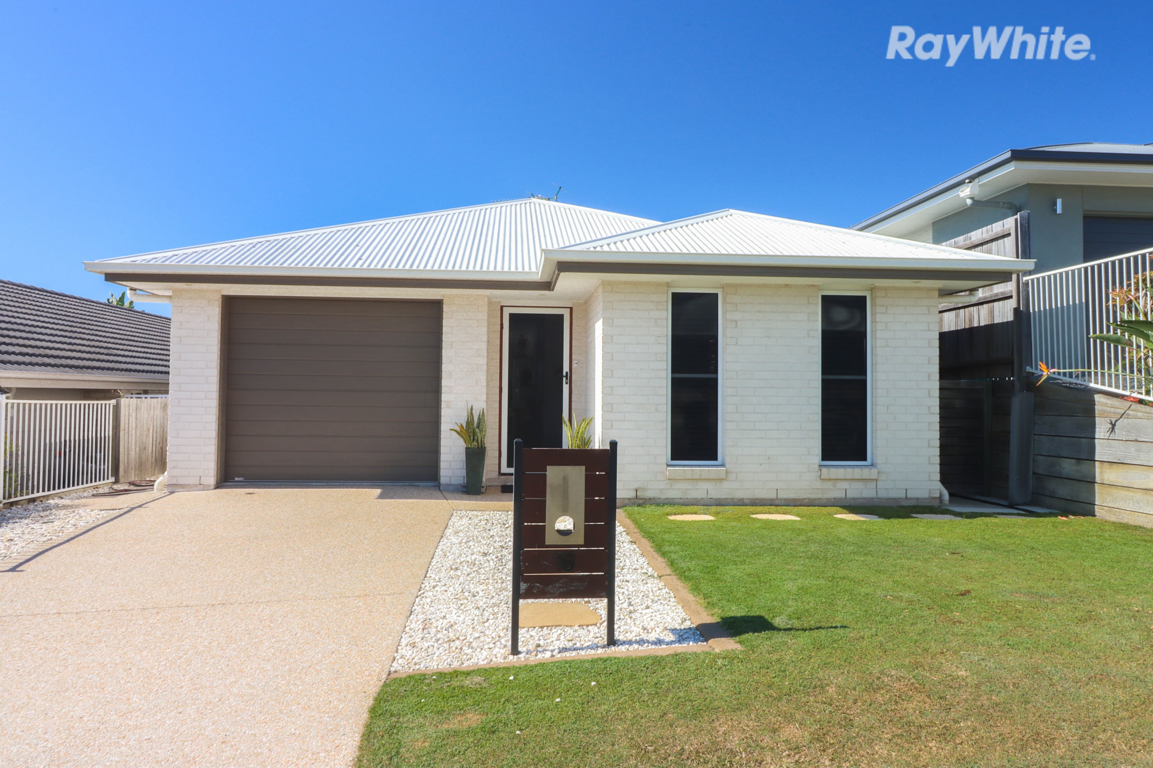 16 Glasswing Street, Deebing Heights QLD 4306, Deebing Heights - Thumbnail 4