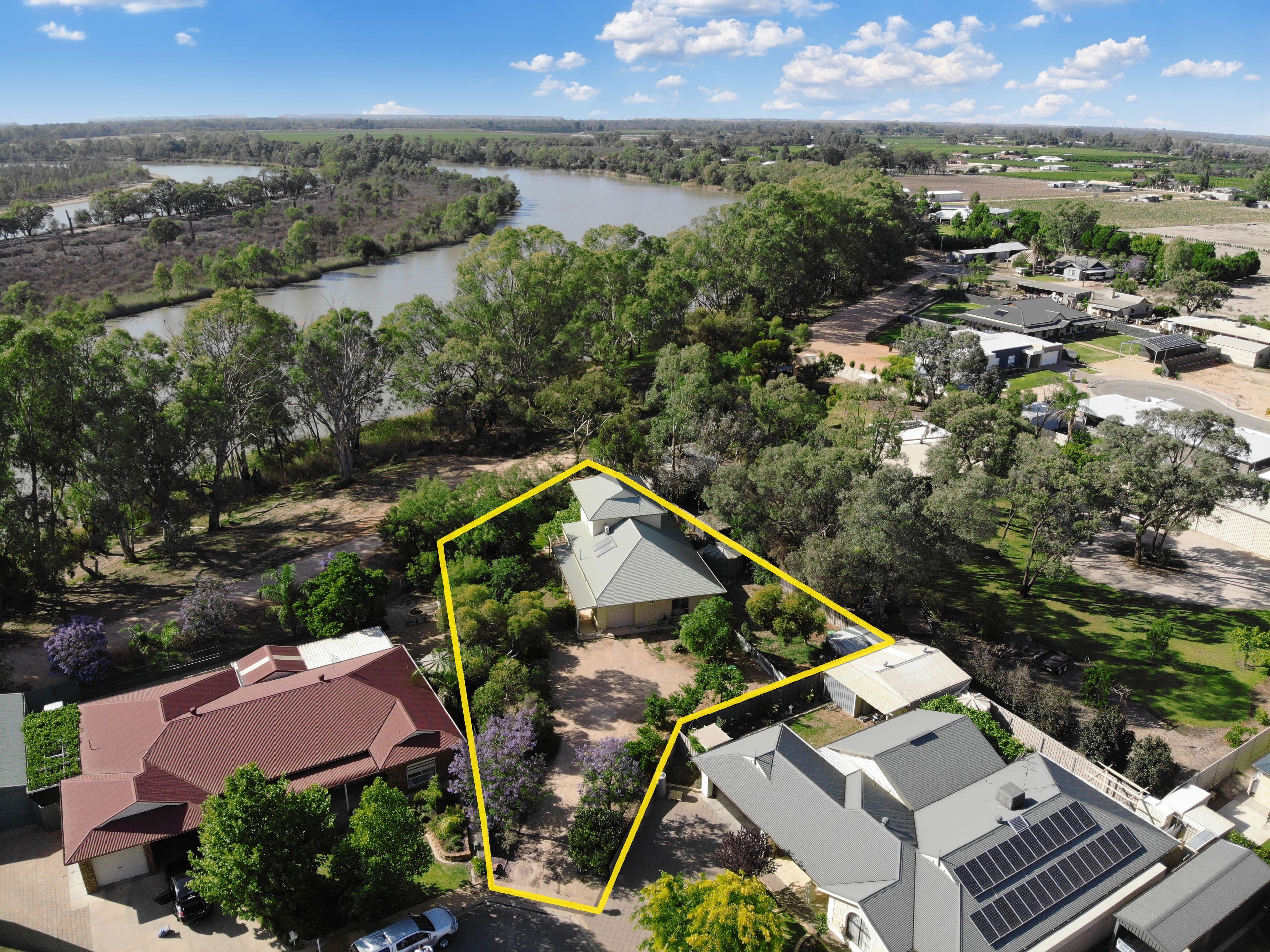 6 Sorrento Court, Renmark SA 5341, Renmark - Thumbnail 2