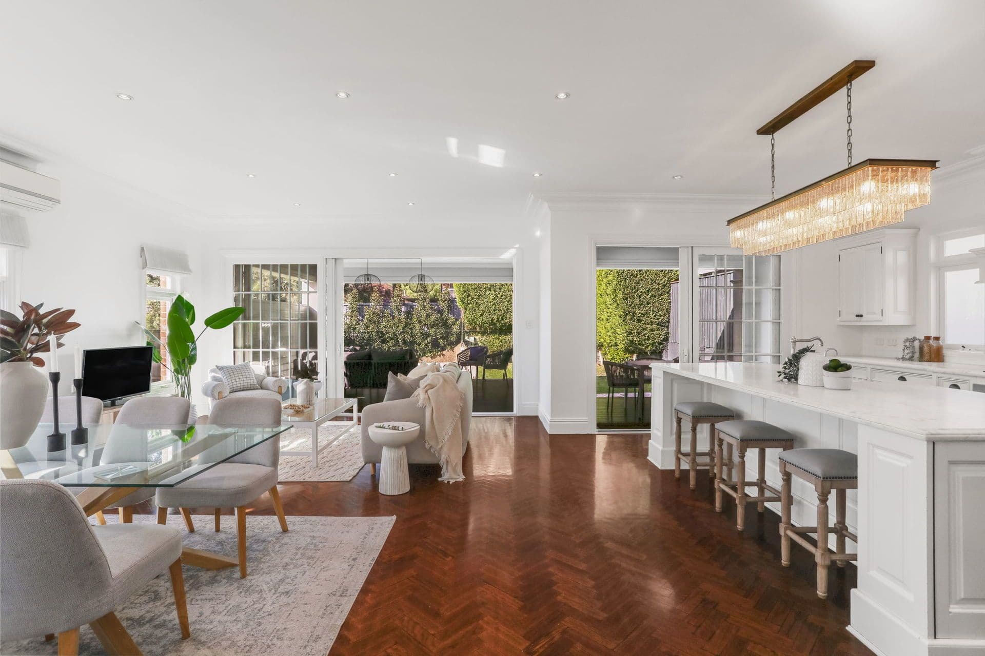 11 Day Avenue, Kensington NSW 2033, Kensington - Thumbnail 2
