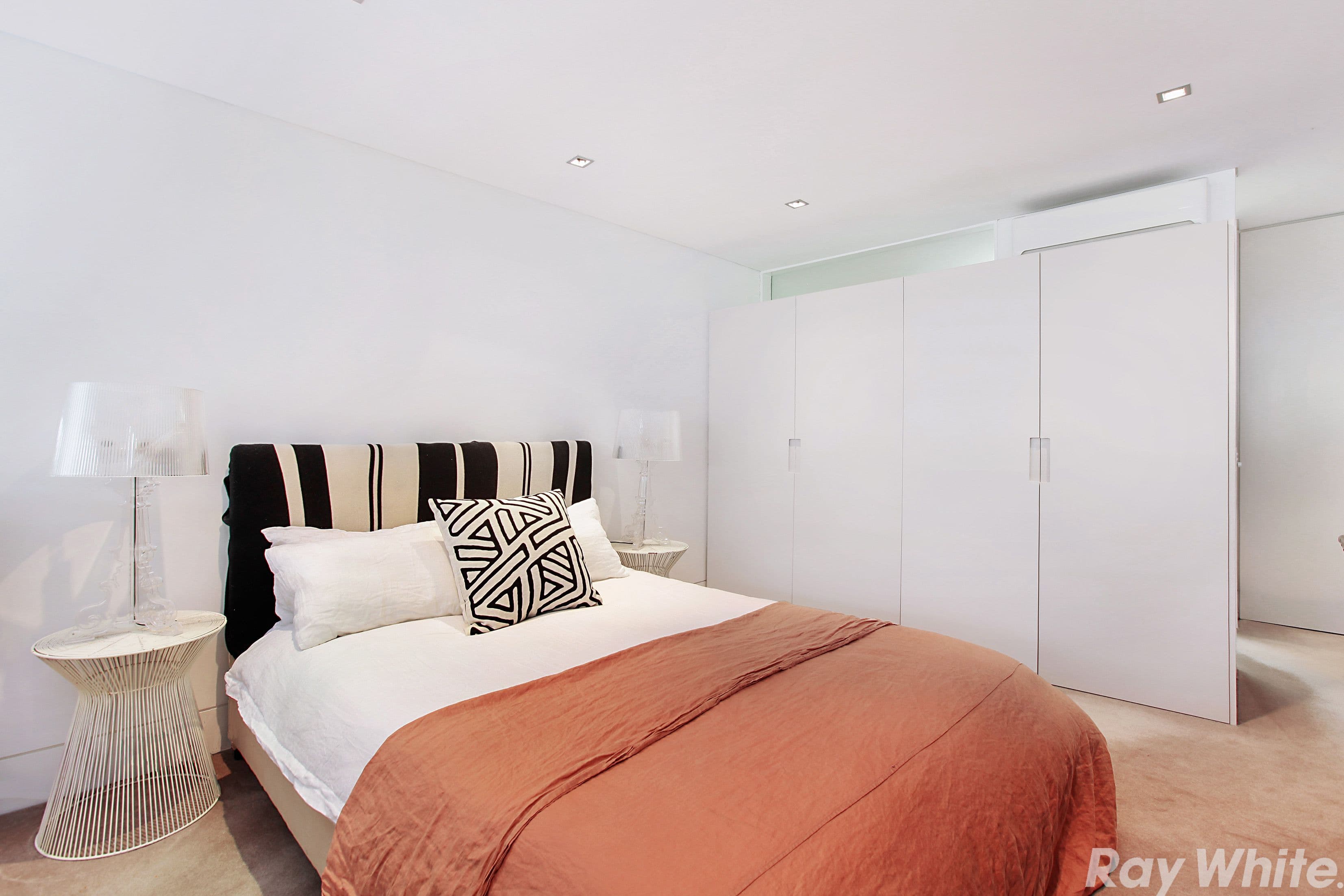 8 Roylston Lane, Paddington - Thumbnail 3