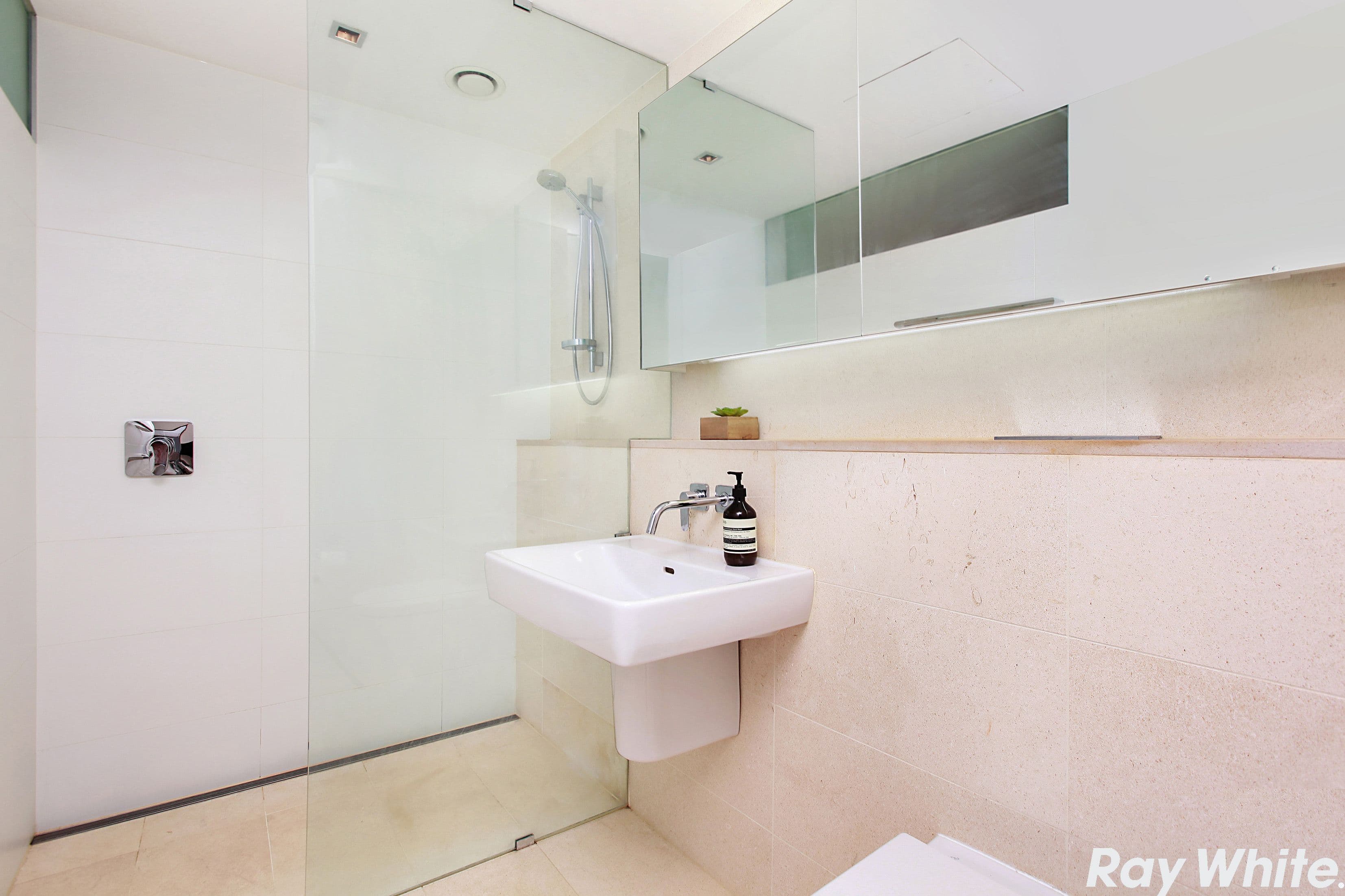 8 Roylston Lane, Paddington - Thumbnail 7