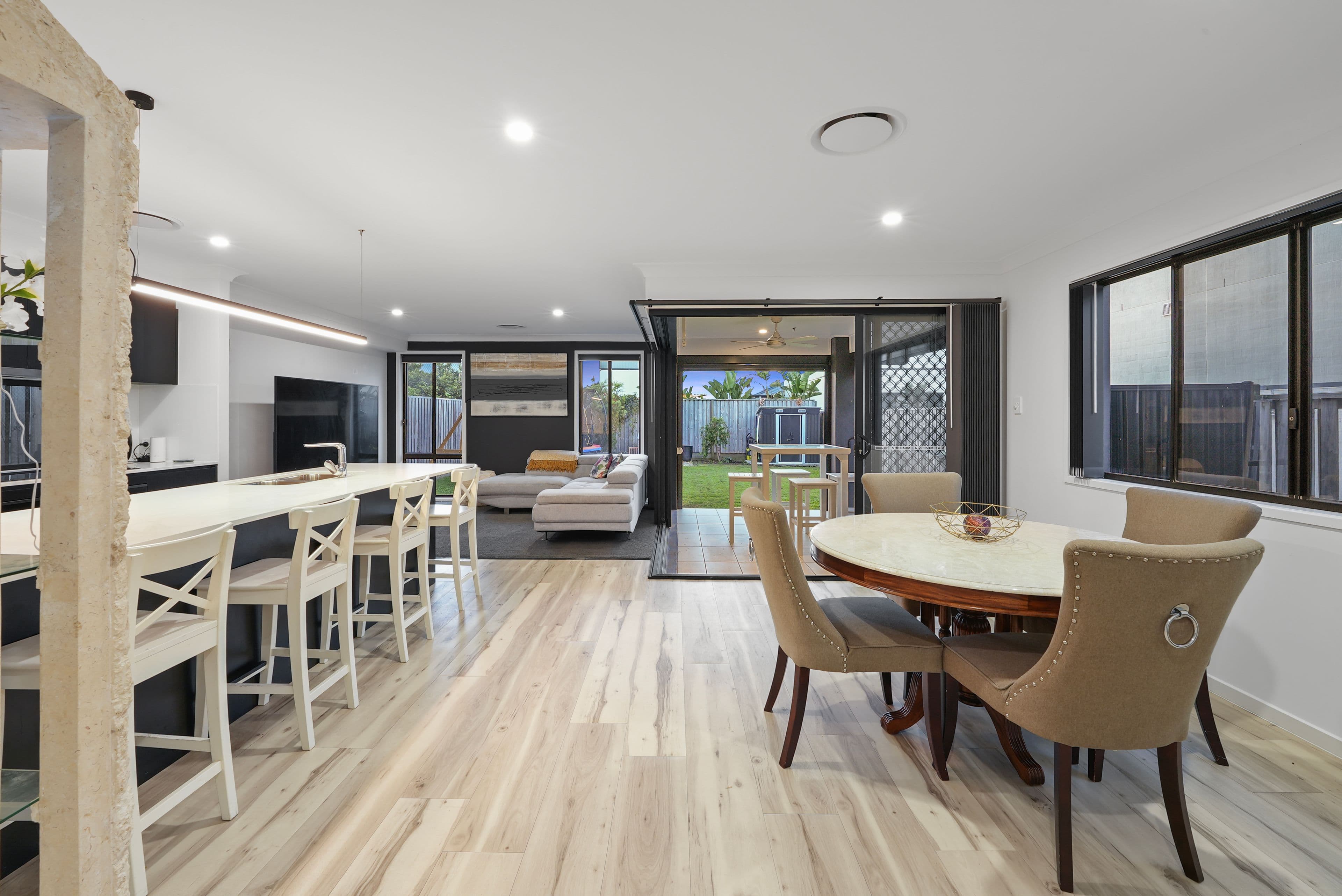 9 Lime Street, Helensvale QLD 4212, Helensvale - Thumbnail 4