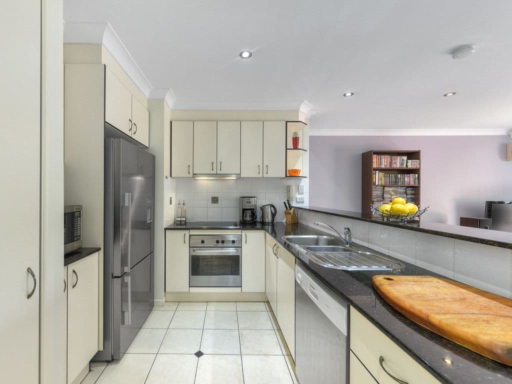 104 Richmond Road, Morningside QLD 4170, Morningside - Thumbnail 2