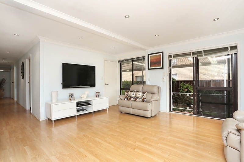 33 Corio Road, Prairiewood NSW 2176, Prairiewood - Thumbnail 3