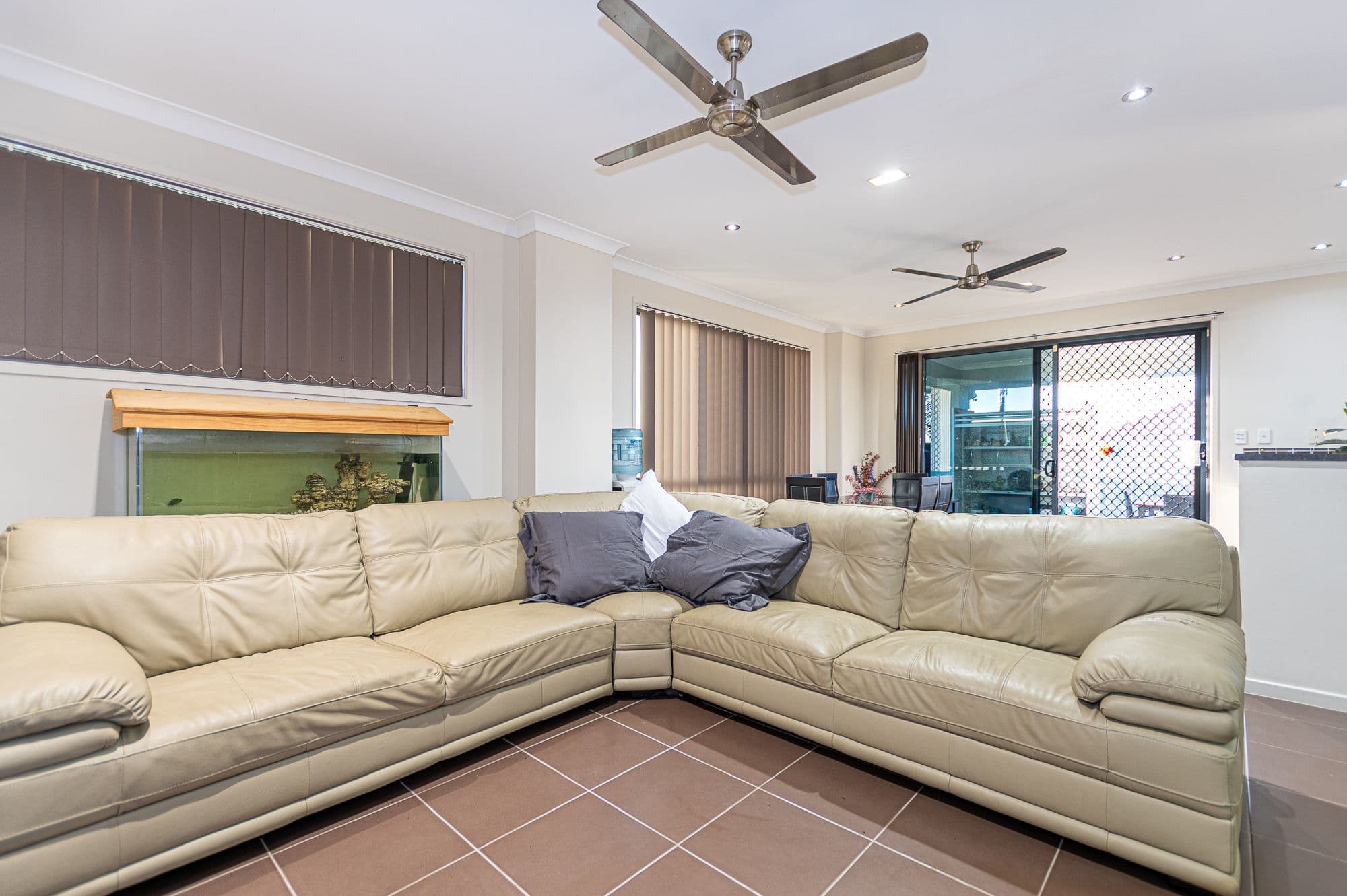 33 The Promenade, Springfield Lakes QLD 4300, Springfield Lakes - Thumbnail 4