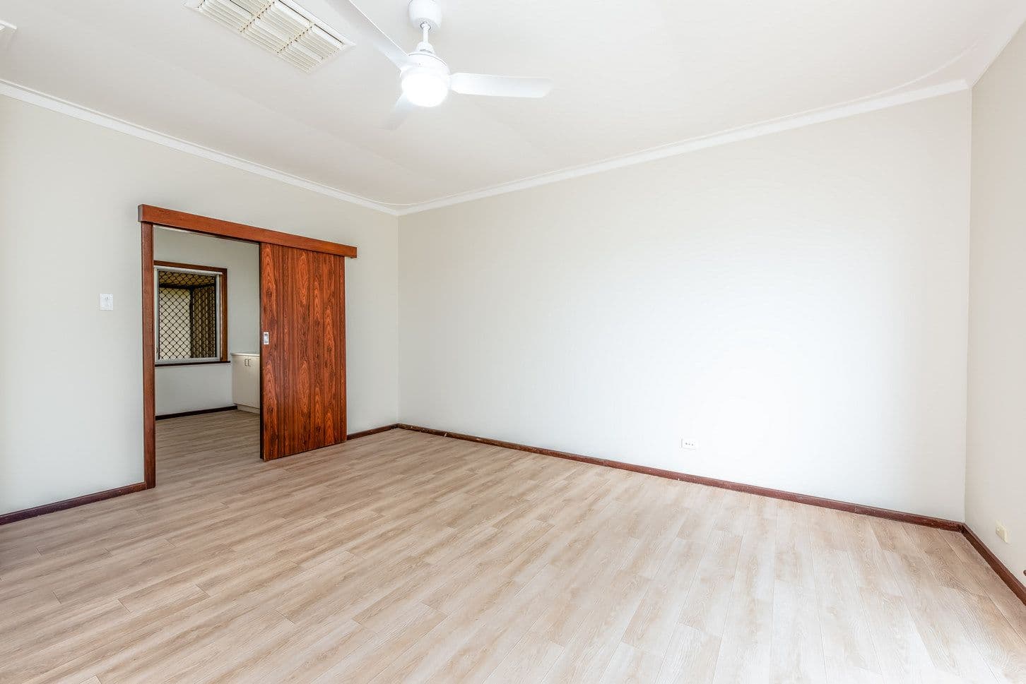 59 Collins Road, Waggrakine WA 6530, Waggrakine - Thumbnail 3