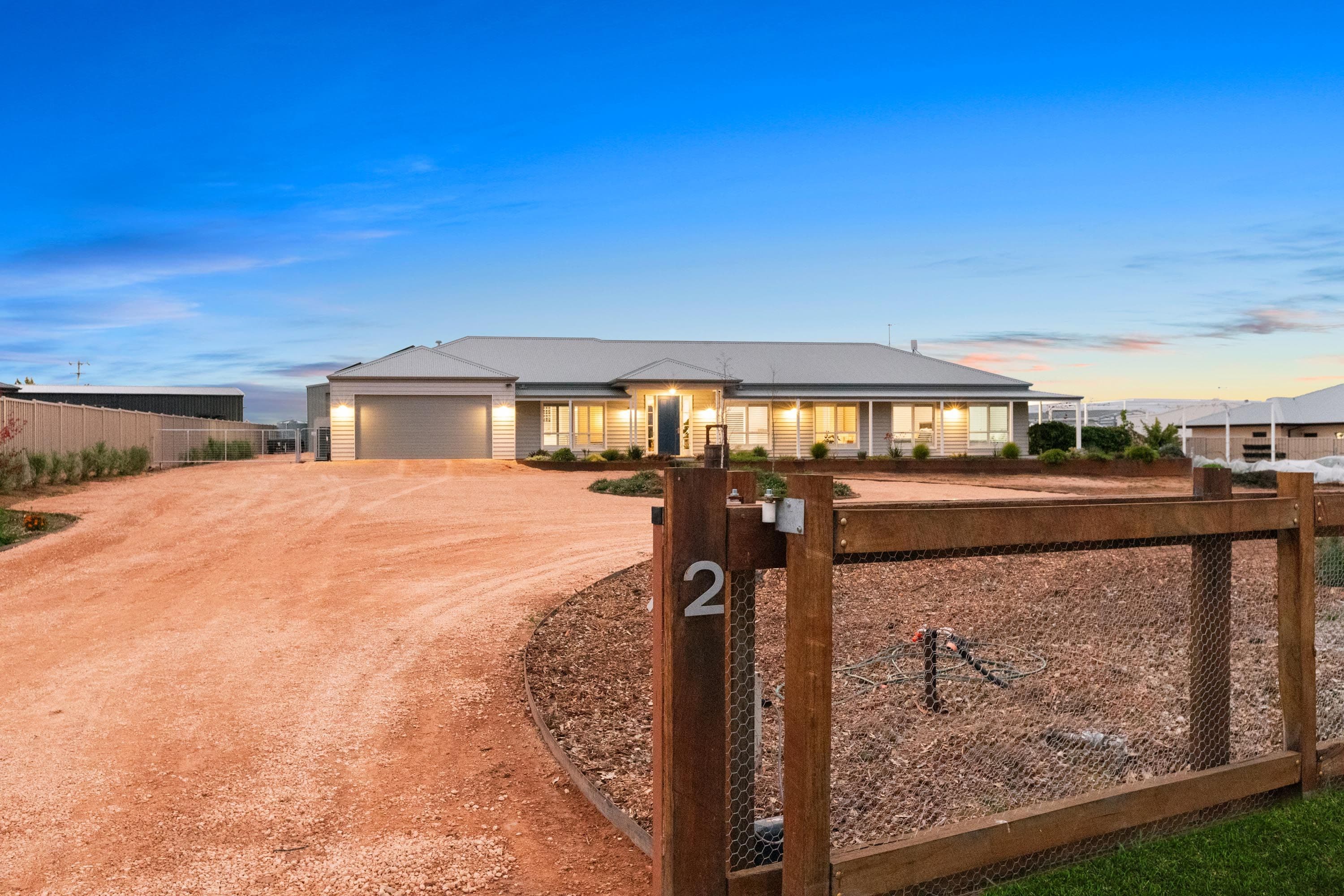 2 Marci Court, Nichols Point VIC 3501, Nichols Point - Thumbnail 2
