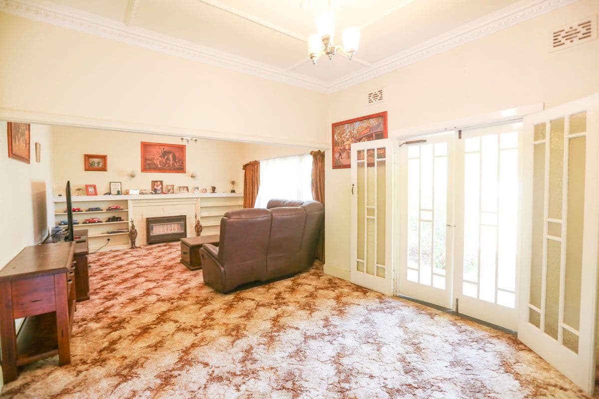 243 Deakin Avenue, MILDURA VIC 3500, Mildura - Thumbnail 3