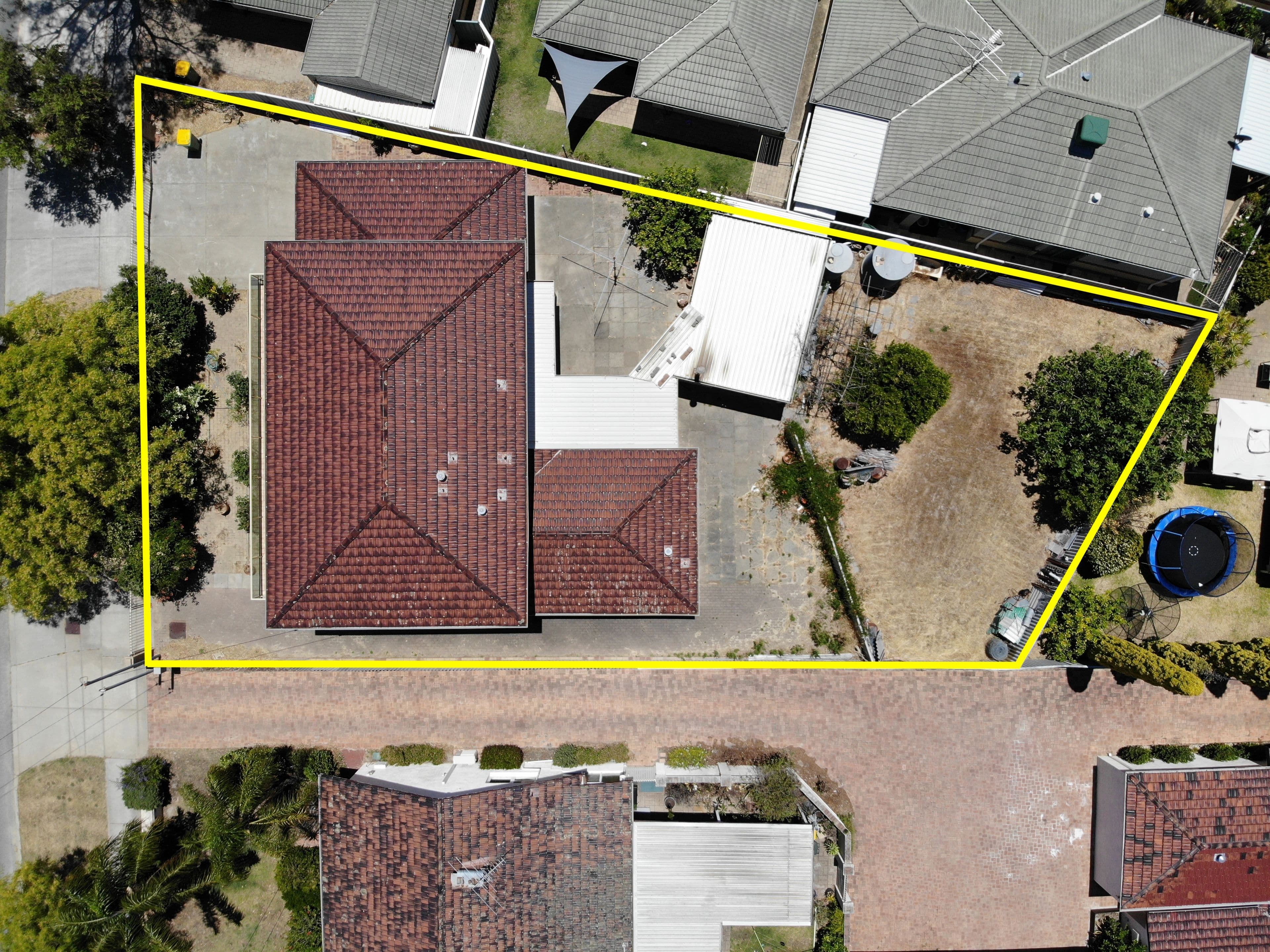 43 Mallard Way, Cannington WA 6107, Cannington - Thumbnail 2