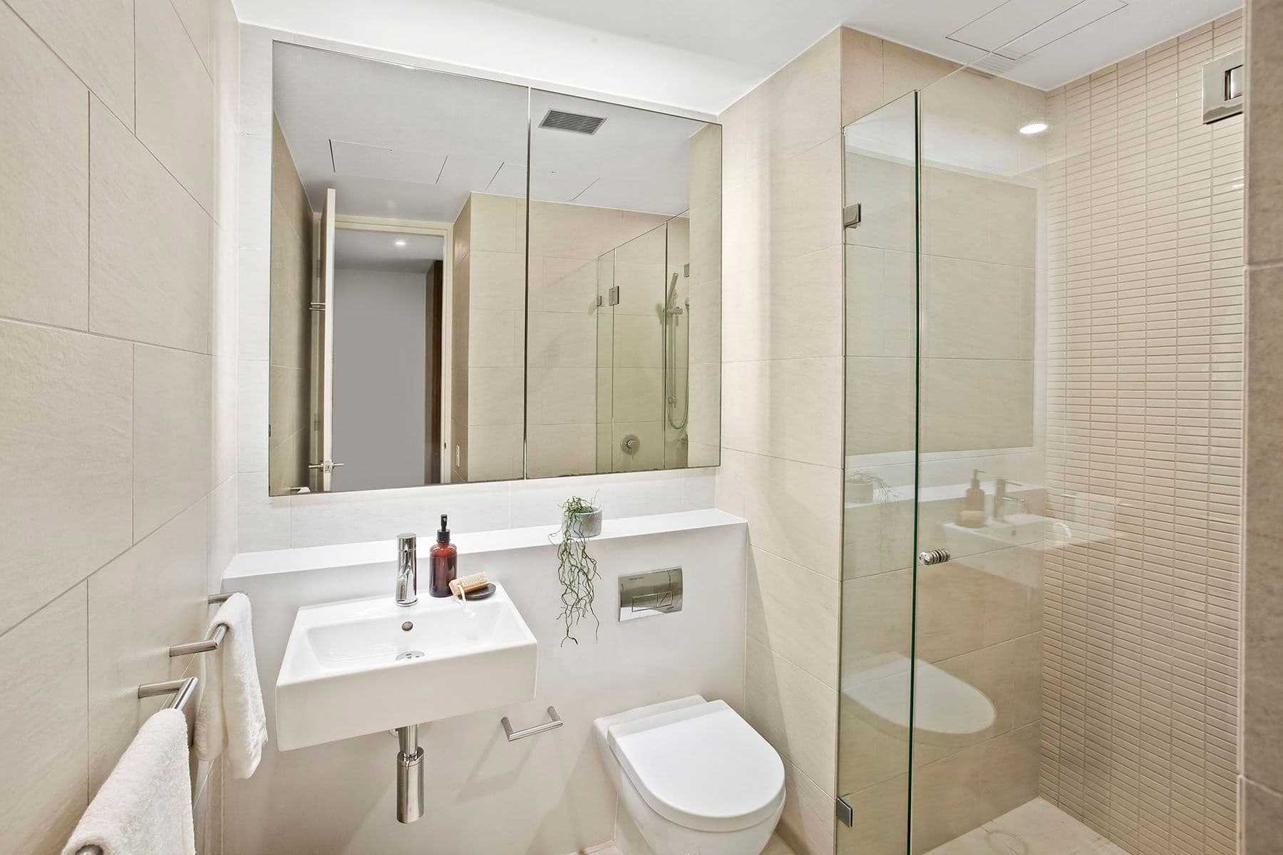 806/250 Barkly Street, Footscray - Thumbnail 5