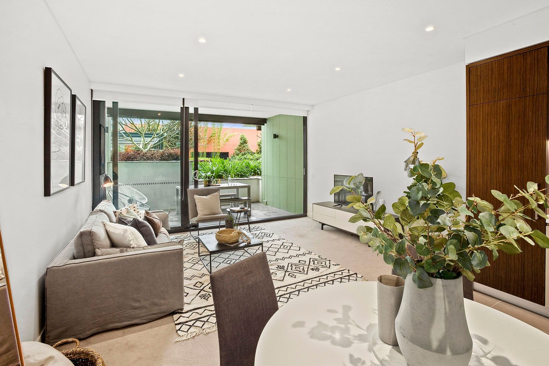 806/250 Barkly Street, Footscray - Thumbnail 6