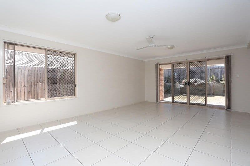 8 Flower Place, Richlands QLD 4077, Richlands - Thumbnail 5