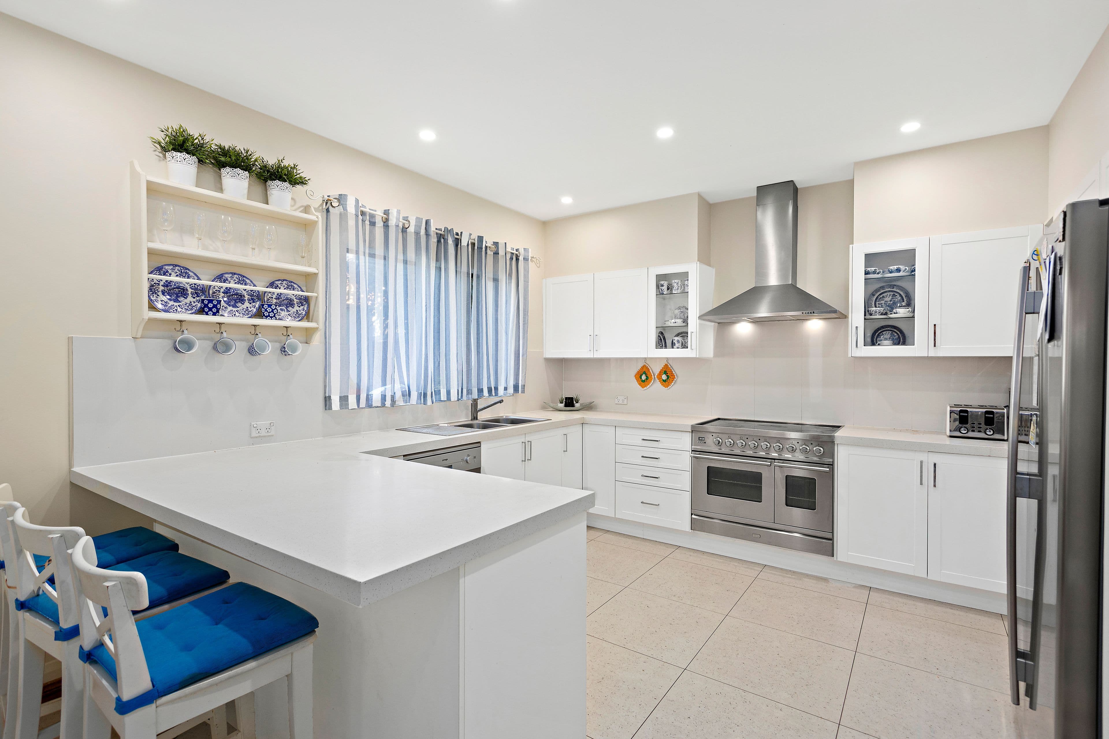 10 Bayview Avenue, Earlwood NSW 2206, Earlwood - Thumbnail 4