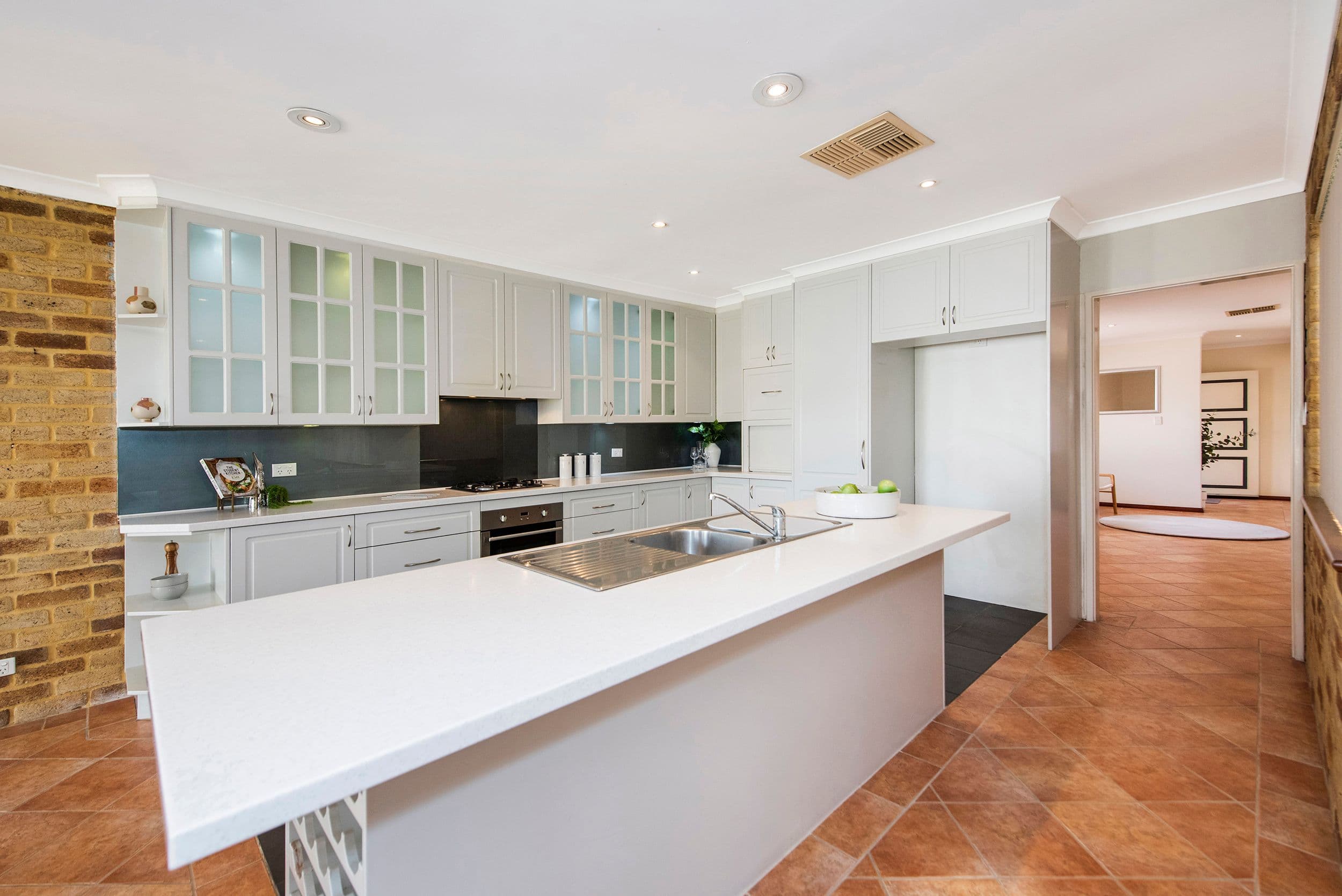 89 Hamilton Street, Bassendean WA 6054, Bassendean - Thumbnail 2