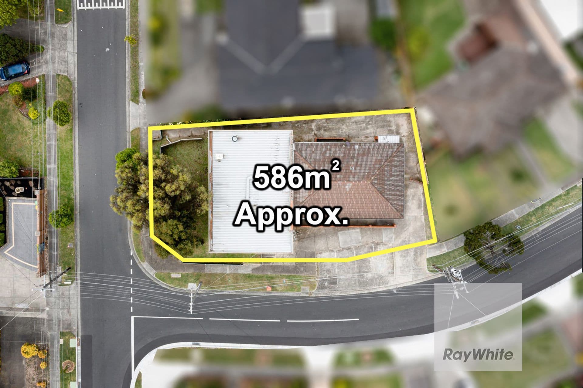 71 Bamford Avenue, Westmeadows VIC 3049, Westmeadows - Thumbnail 2